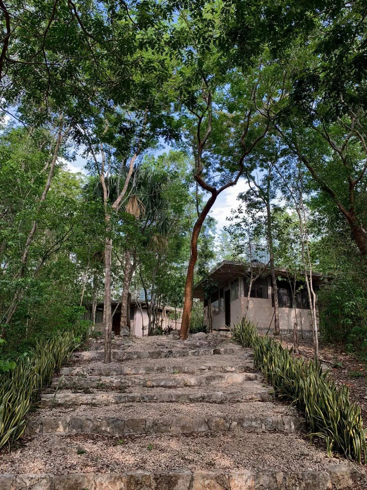 Spring in El Encanto - Hotel Boutique