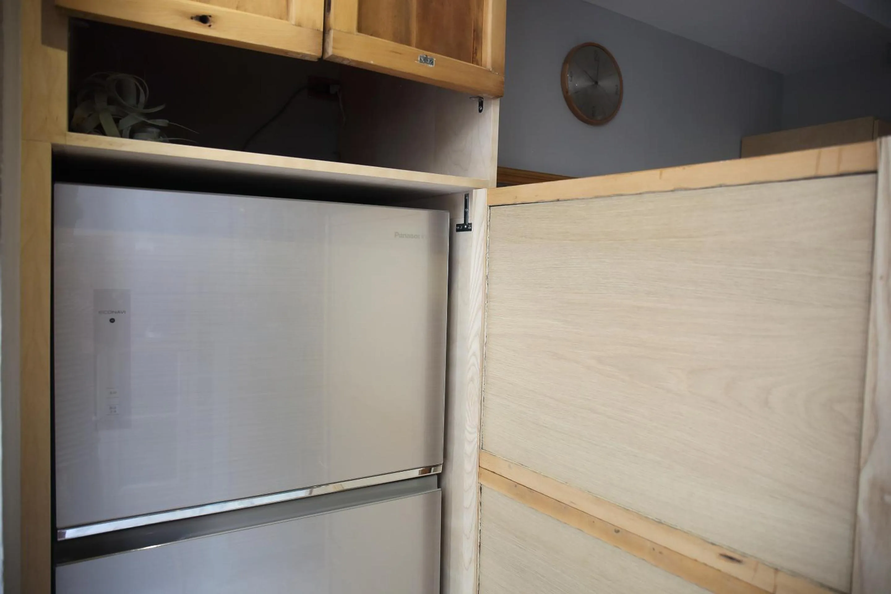 Communal kitchen in Spring Guest House