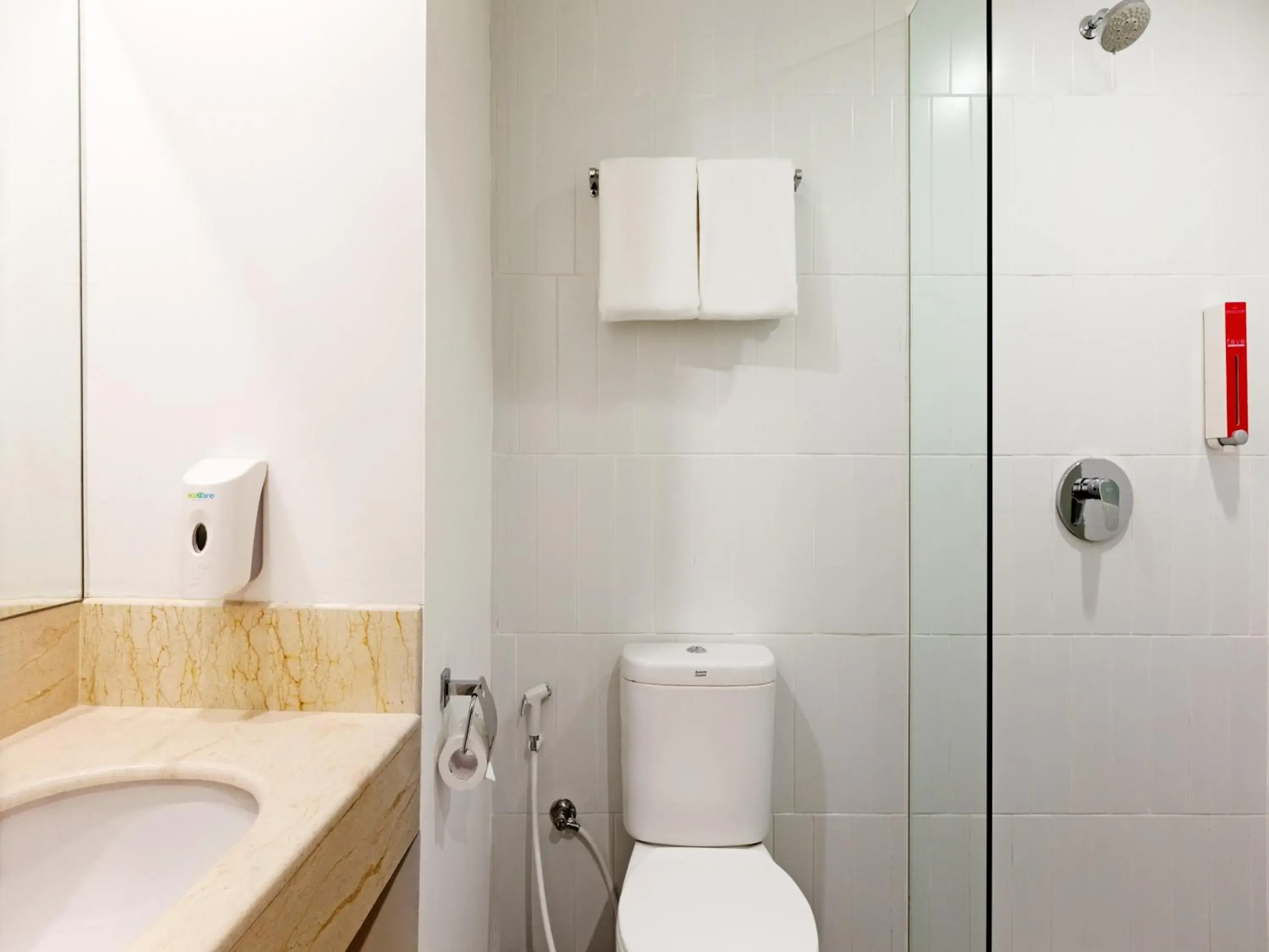Standard Double/Twin in favehotel Karawang Standard Double/Twin in favehotel Karawang