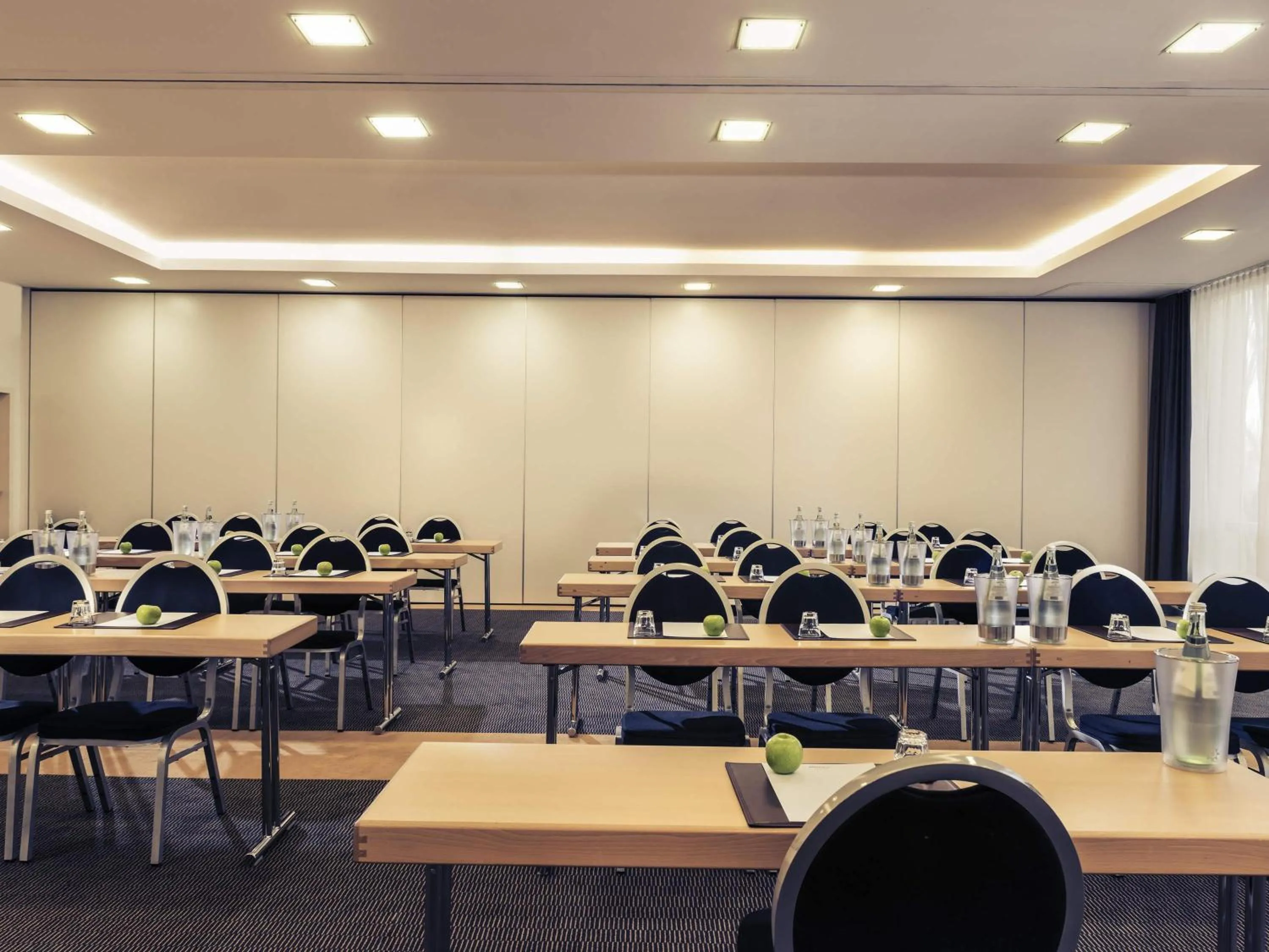 Meeting/conference room in Mercure Hotel Bielefeld Johannisberg