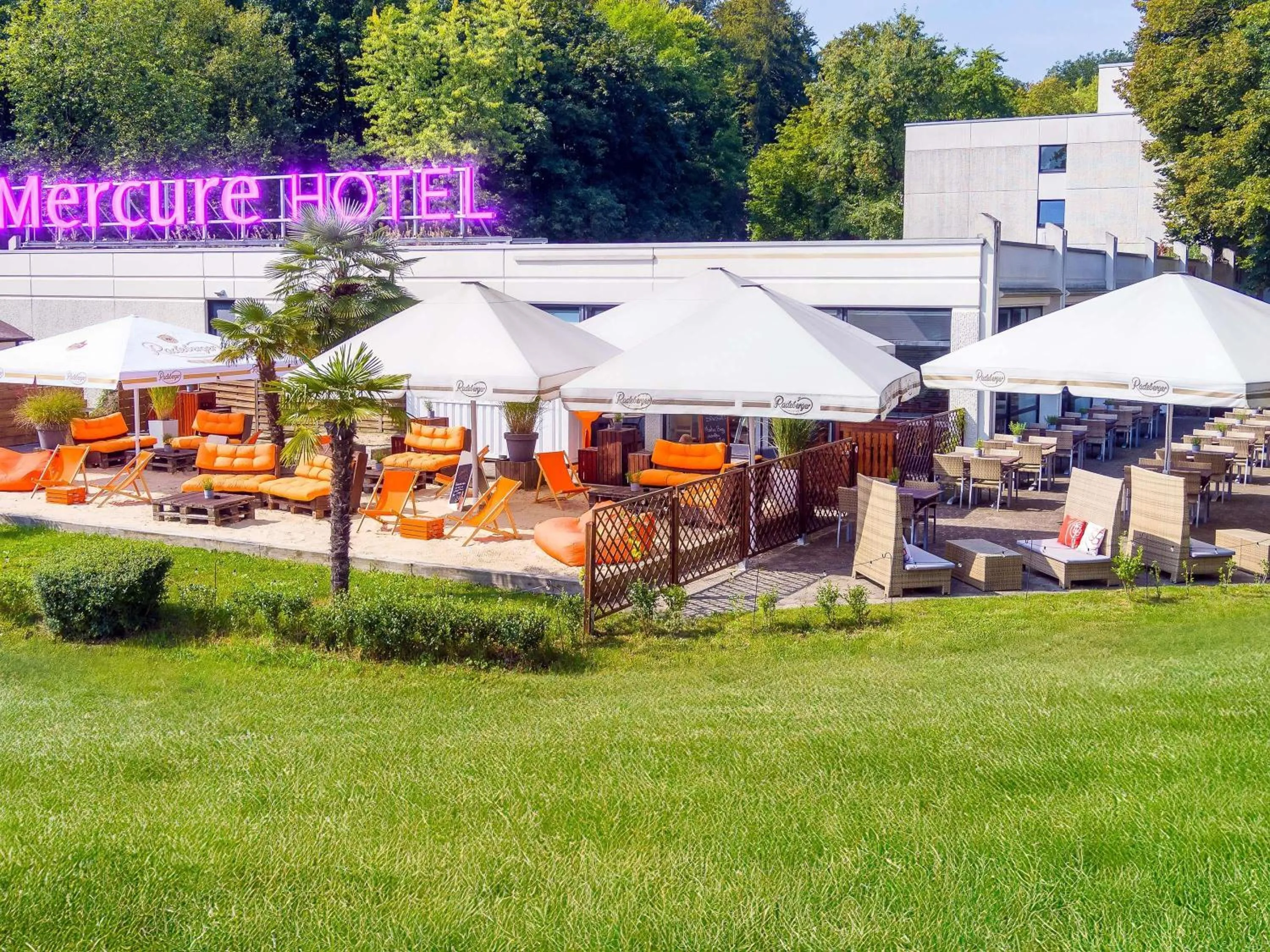 Restaurant/places to eat in Mercure Hotel Bielefeld Johannisberg