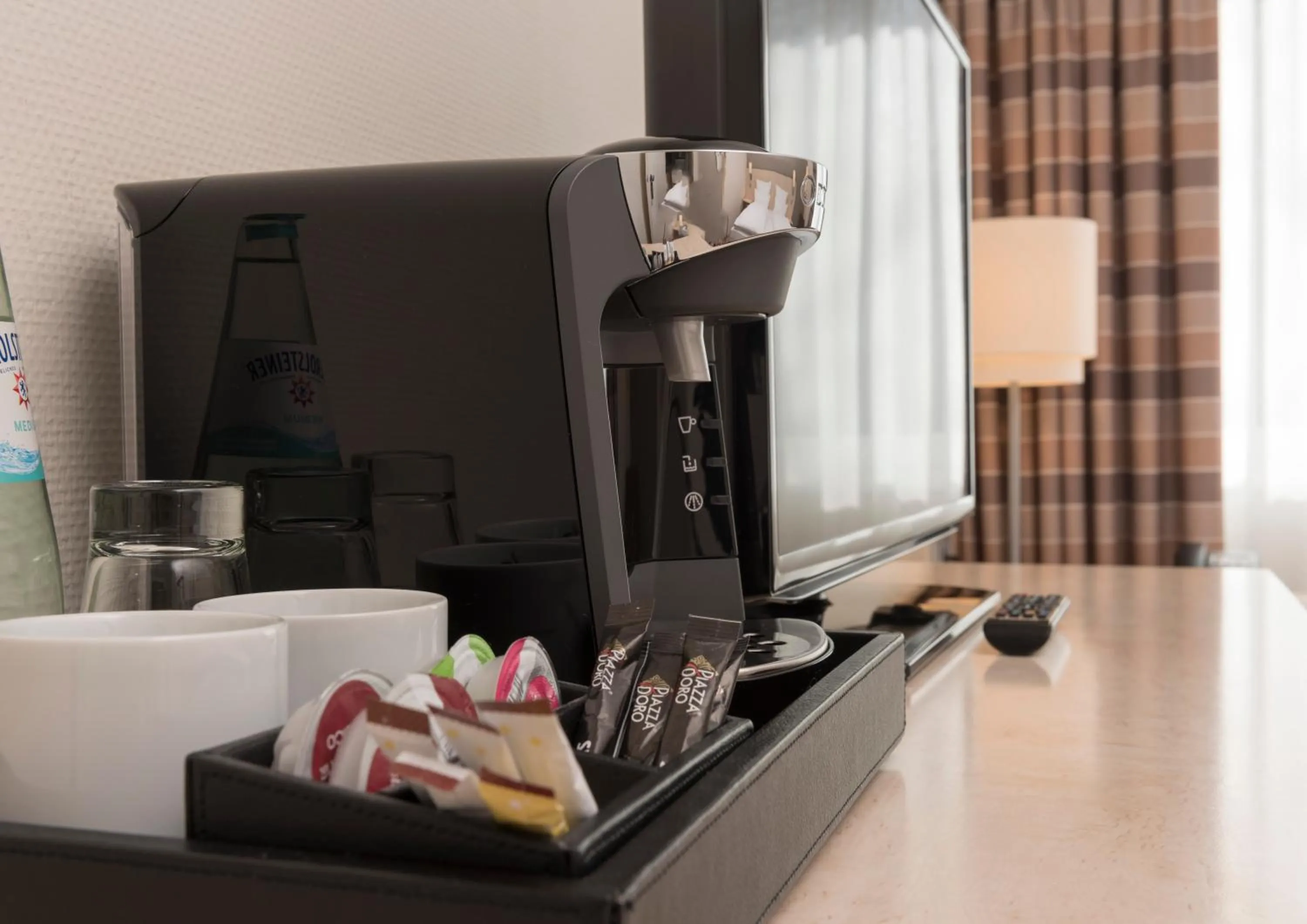 Coffee/tea facilities in Mercure Hotel Bielefeld Johannisberg