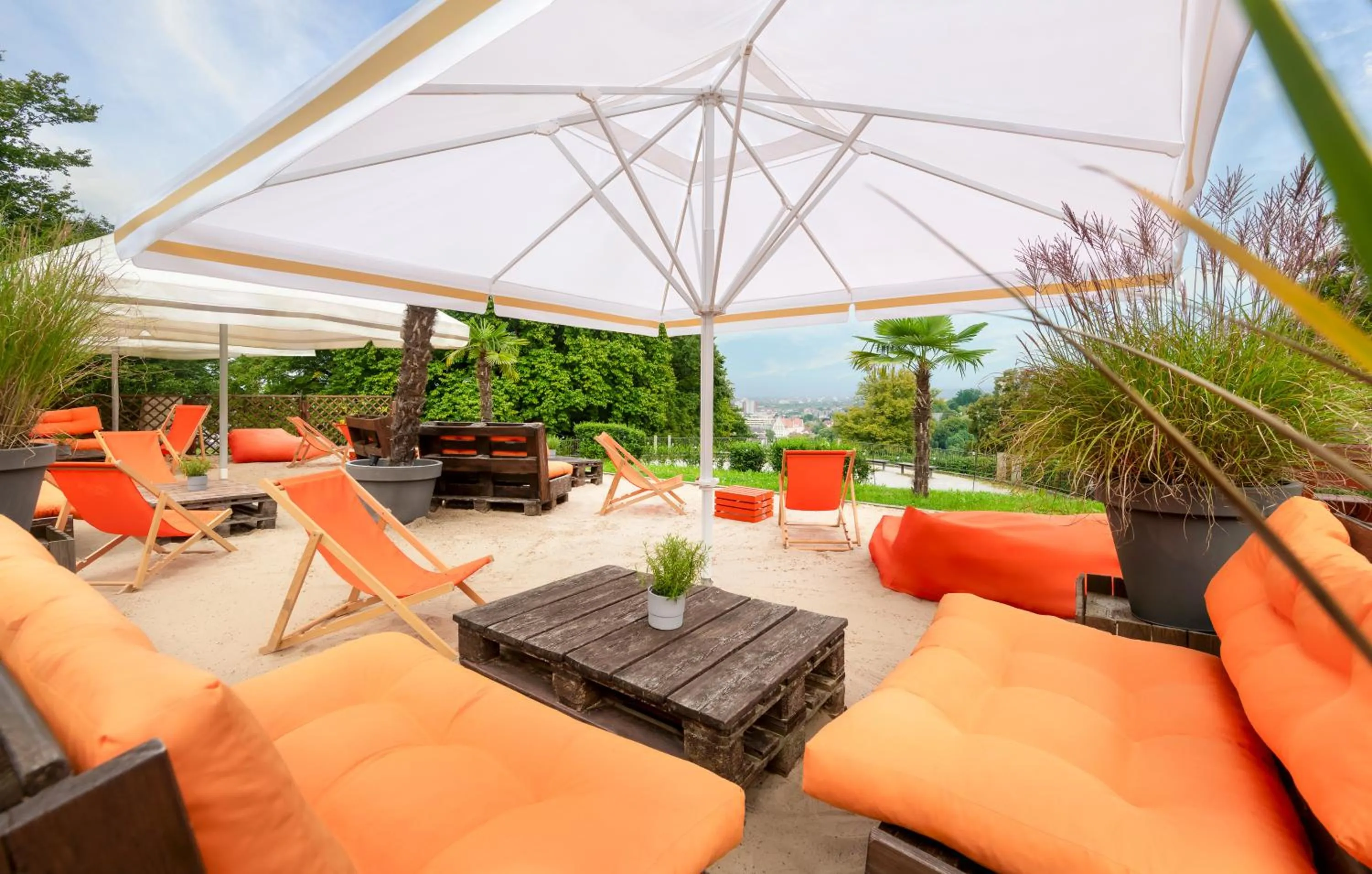 Lounge or bar in Mercure Hotel Bielefeld Johannisberg