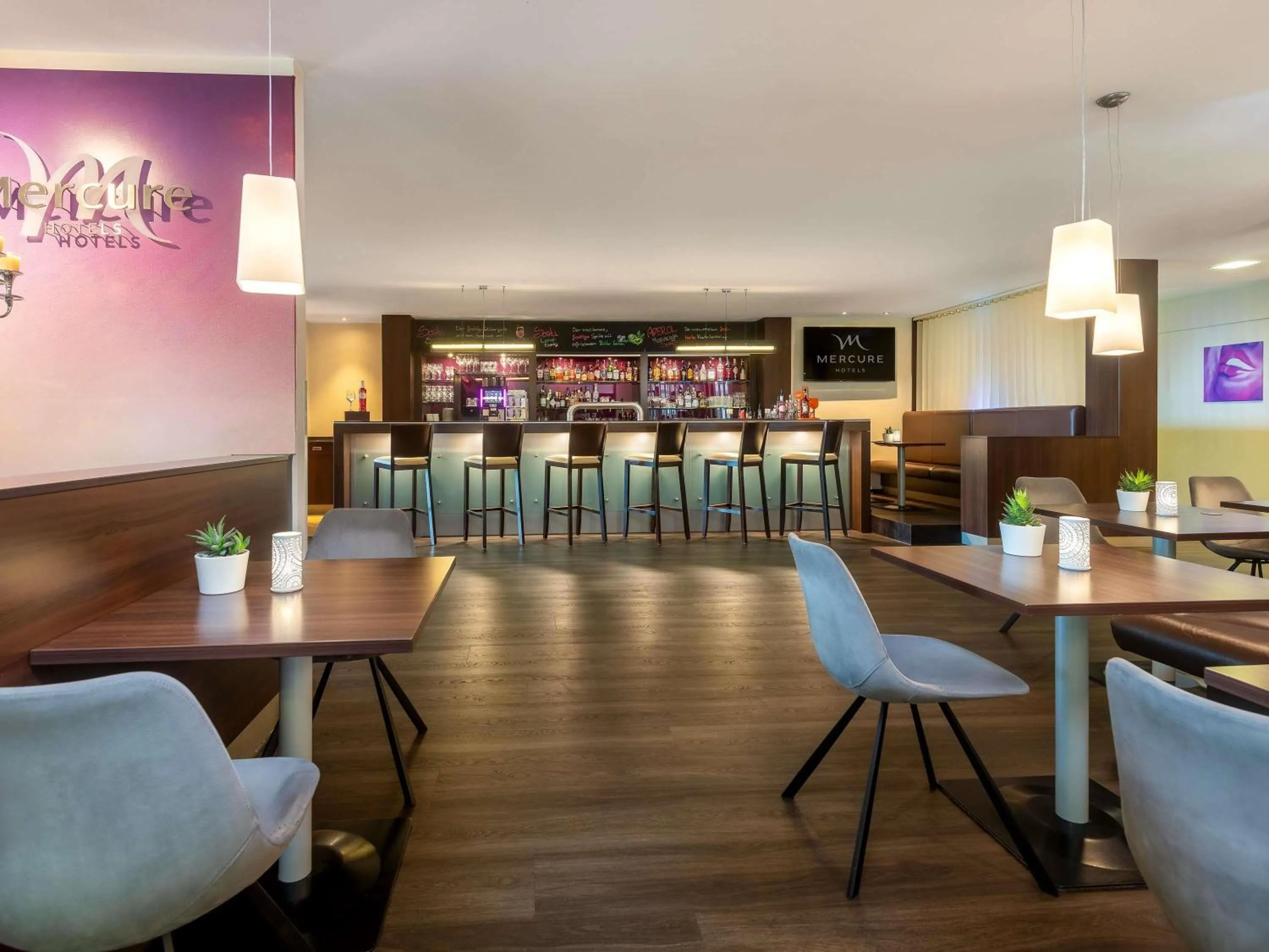 Property building in Mercure Hotel Bielefeld Johannisberg