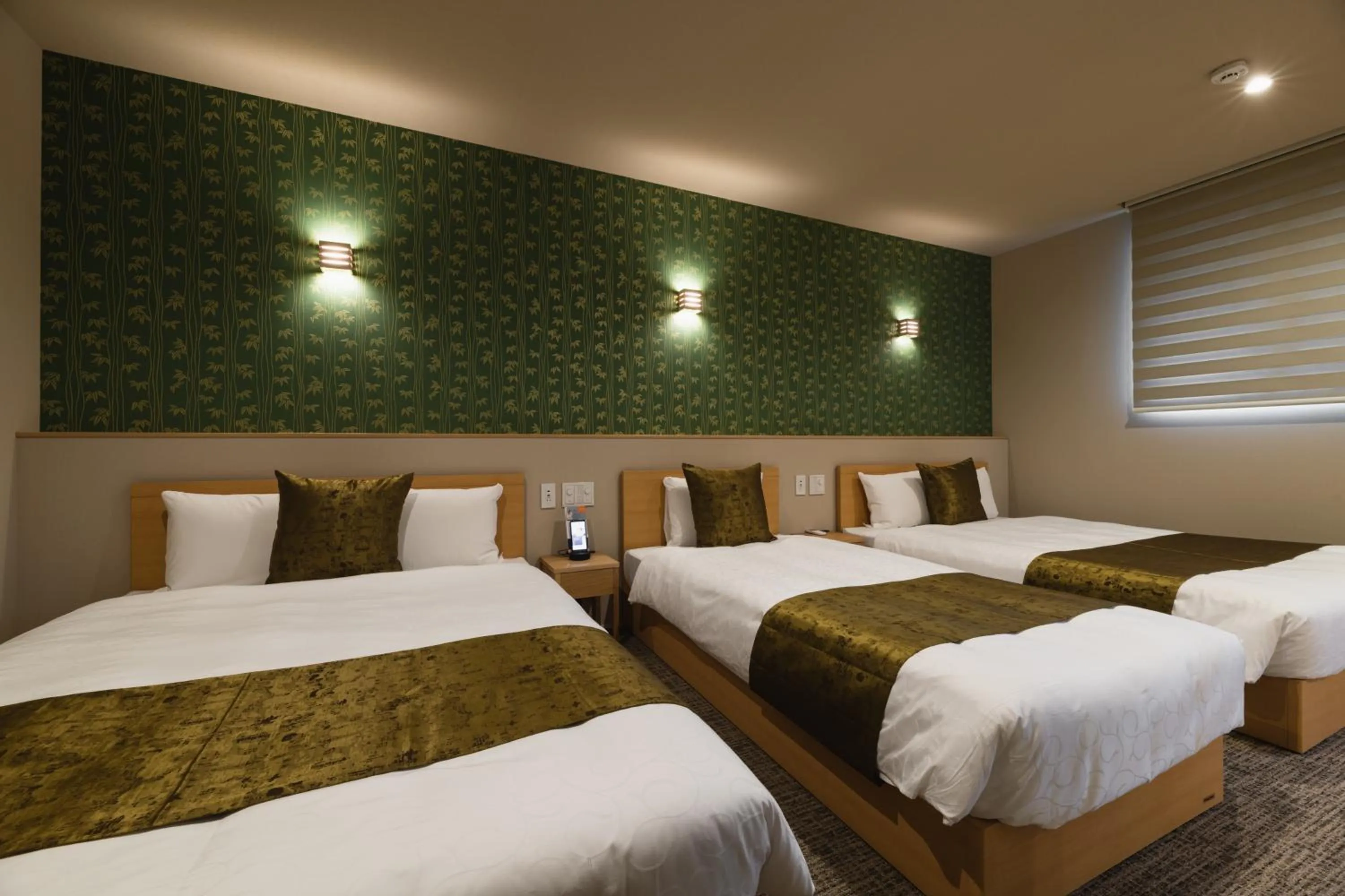 Bed in GRAND BASE Crane