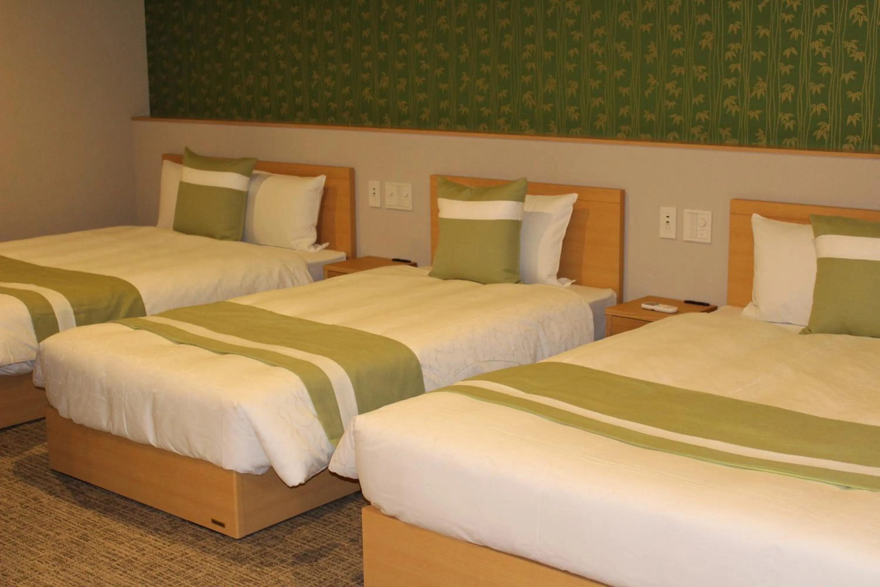 Bed in GRAND BASE Crane