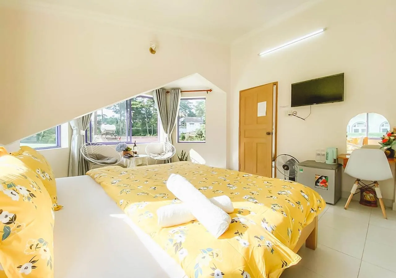 Bed in HOMESTAY THÙY DƯƠNG