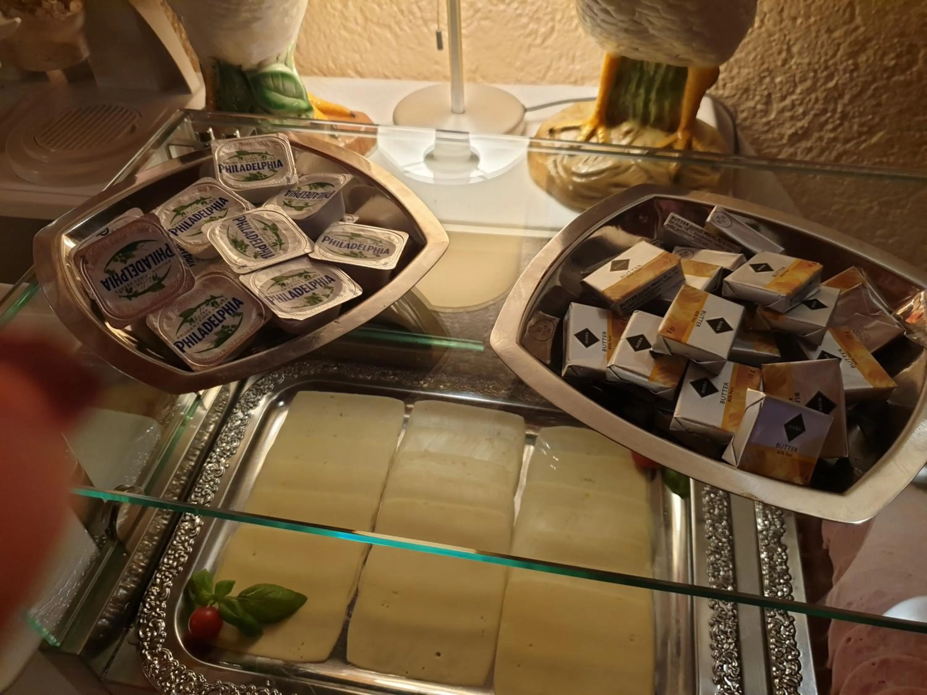 Buffet breakfast in Hotel Nassauer Hof