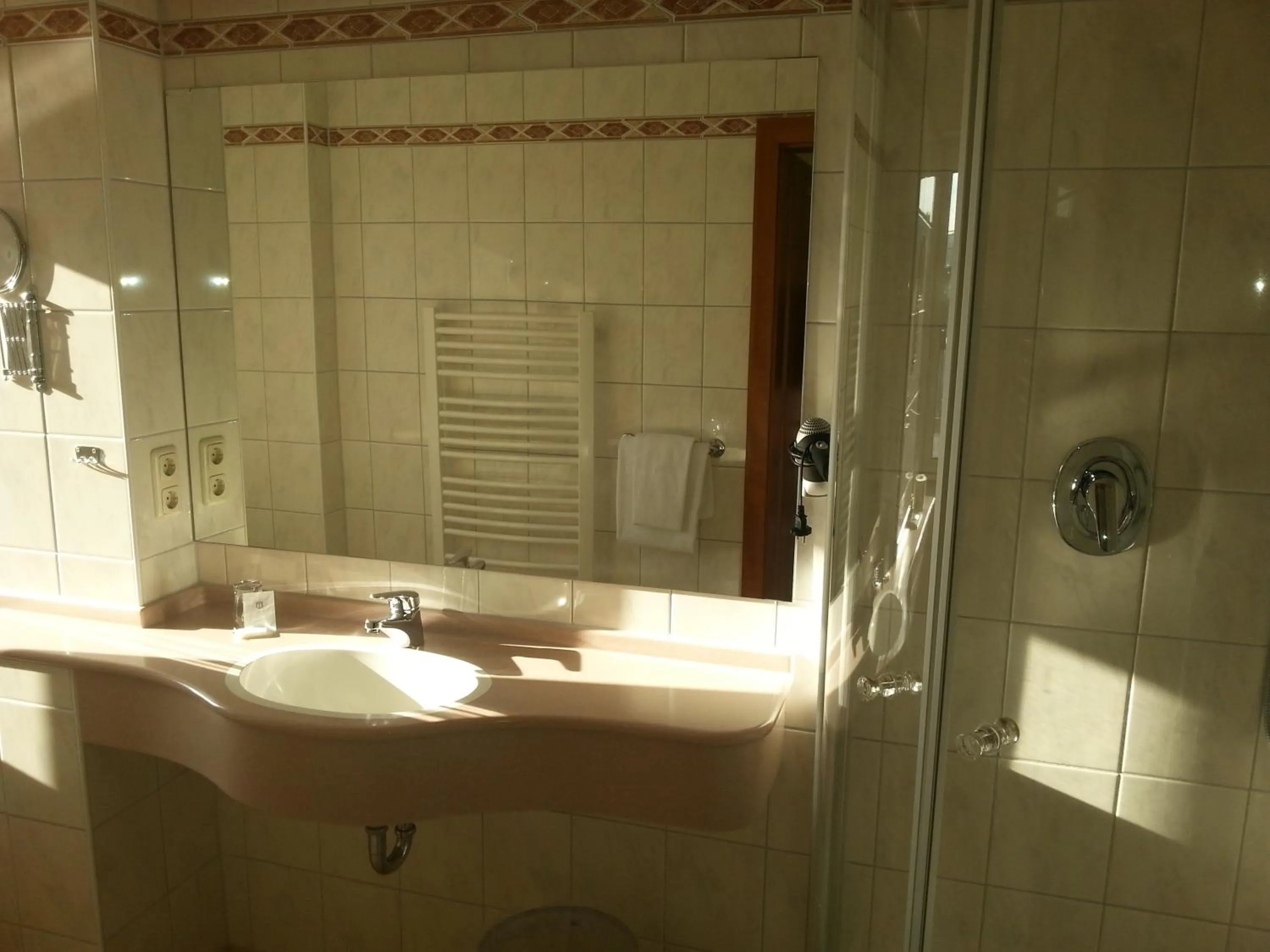 Bathroom in Hotel Restaurant Rückert