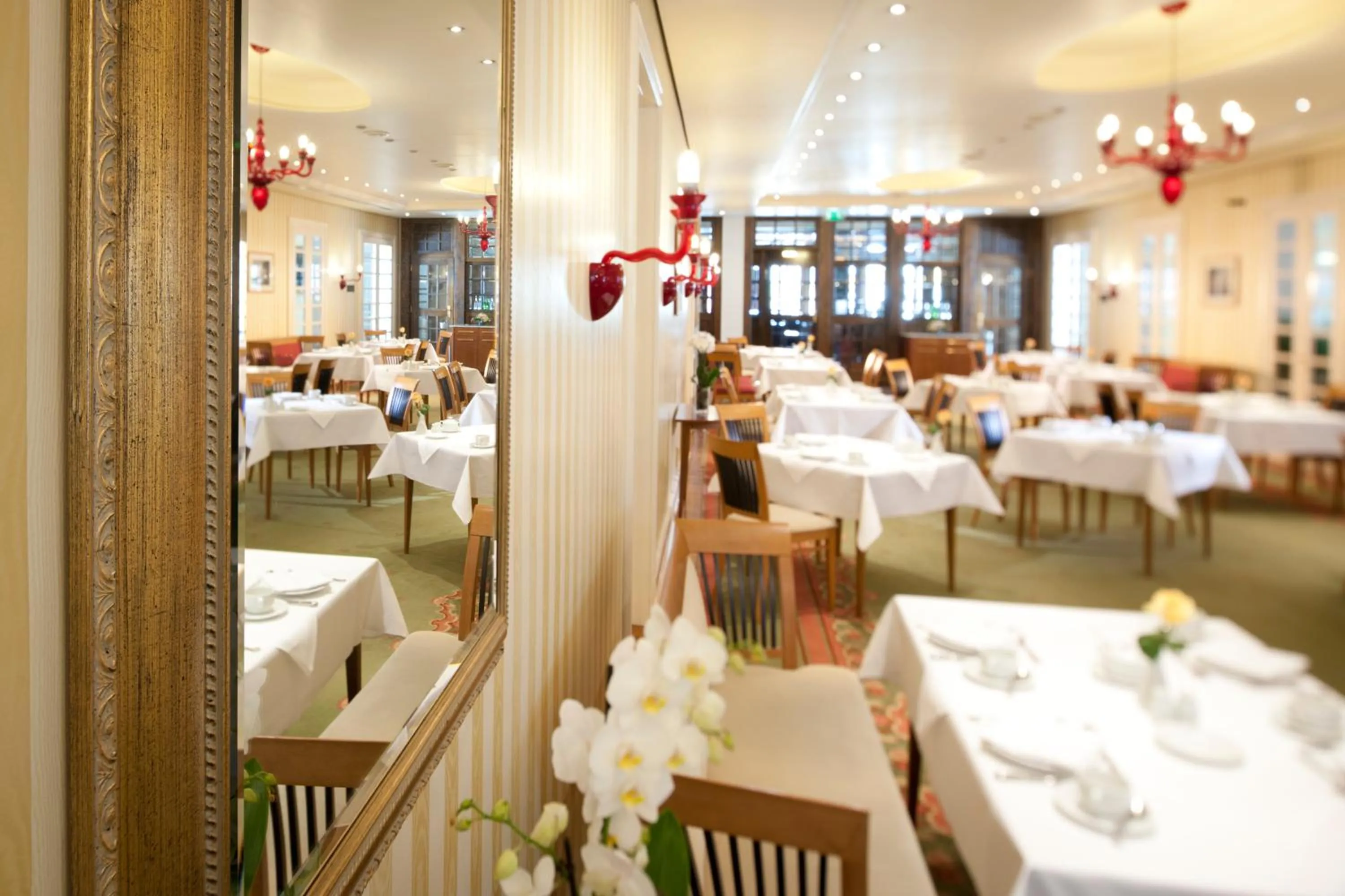 Restaurant/places to eat in Dorint Am Goethepark Weimar