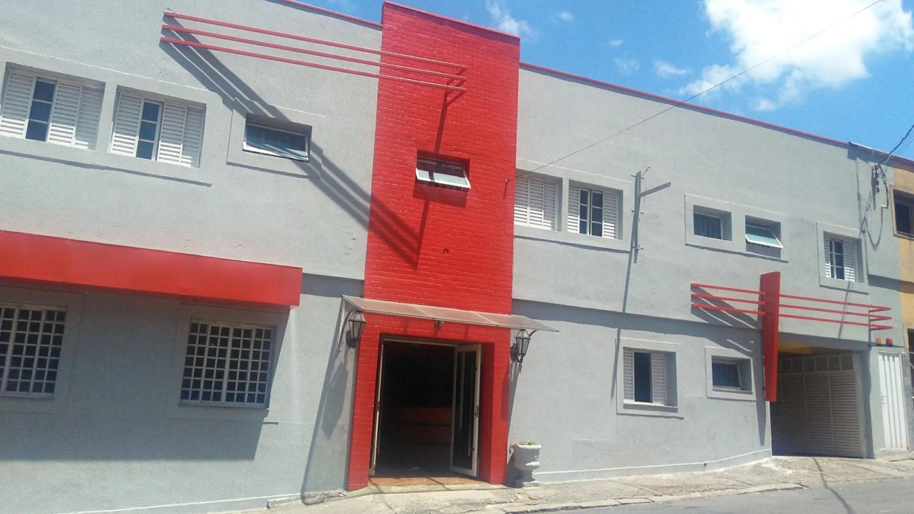 Property building in Hotel dos Nobres