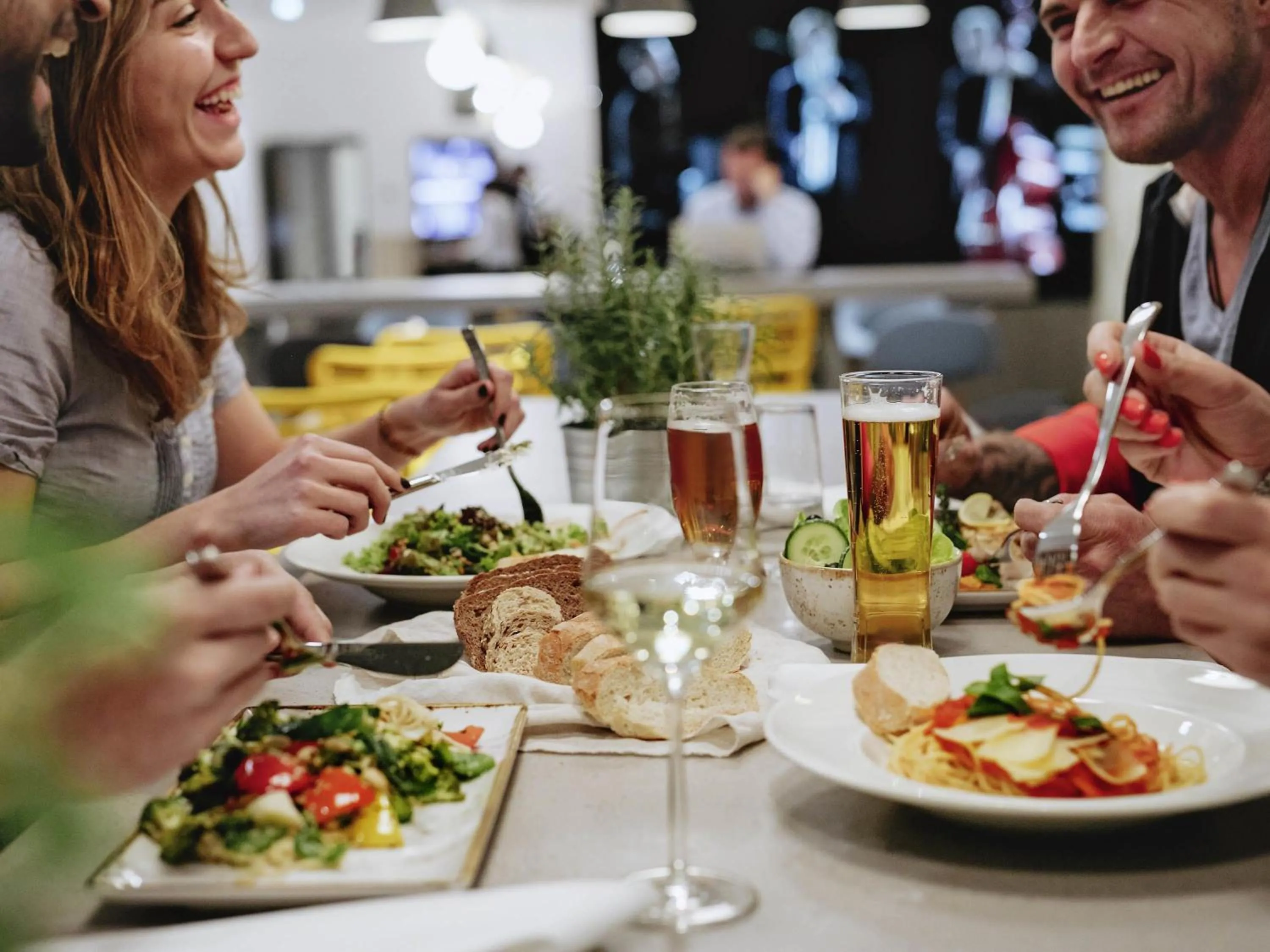 Restaurant/places to eat in Mercure Hotel Potsdam City