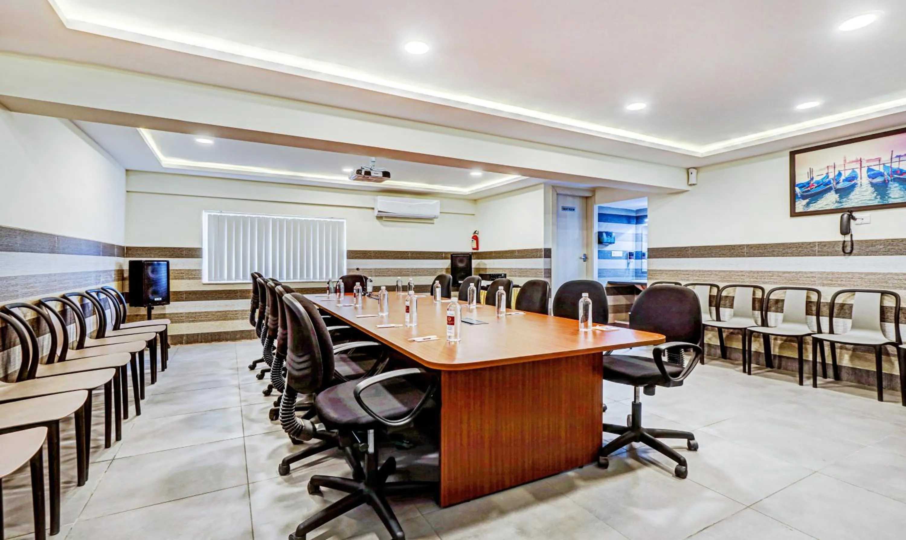 Banquet/Function facilities in Treebo Galaxy Suites Mathikere