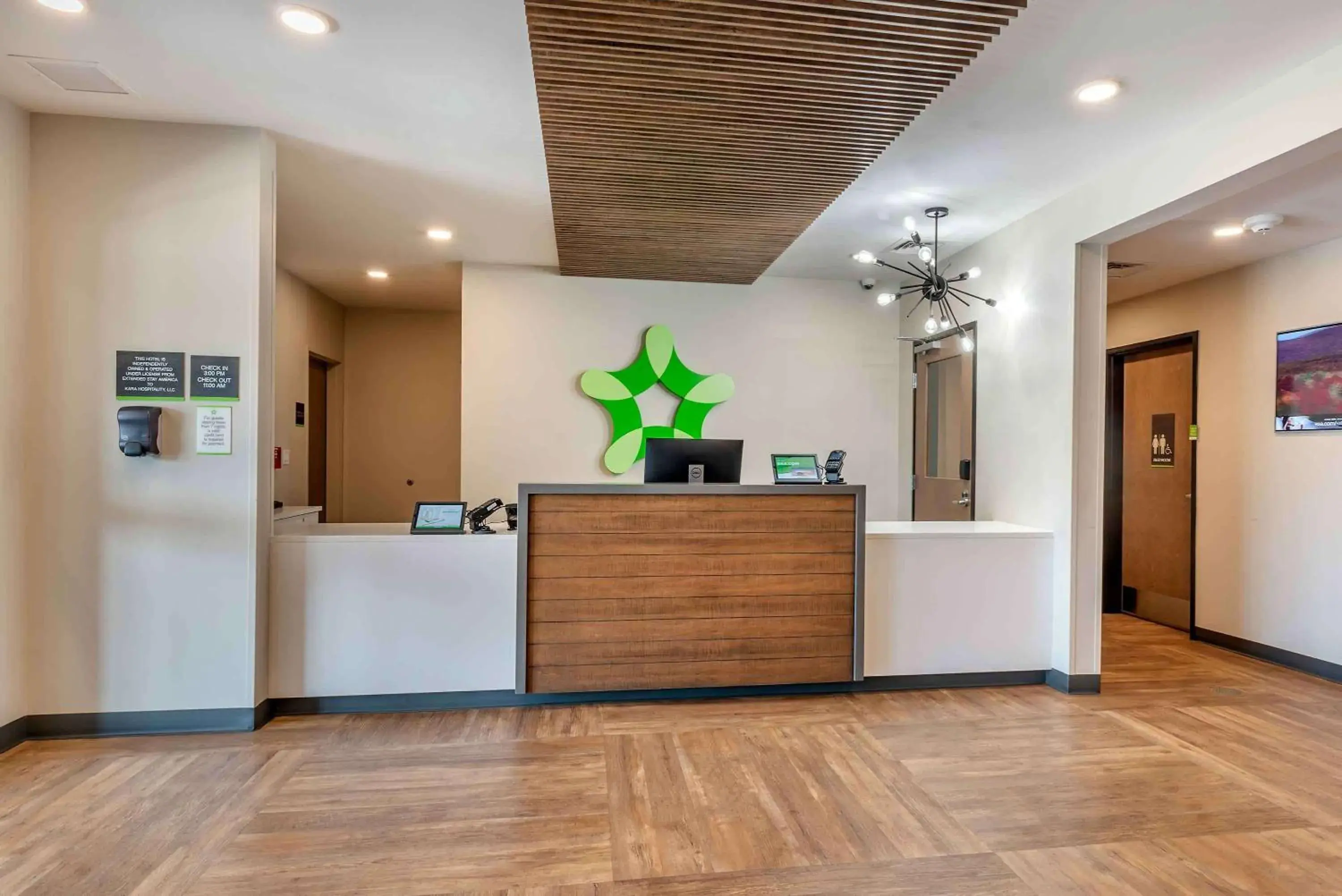 Lobby or reception in Extended Stay America Suites - Colonial Heights - Fort Lee Lobby or reception in Extended Stay America Suites - Colonial Heights - Fort Lee