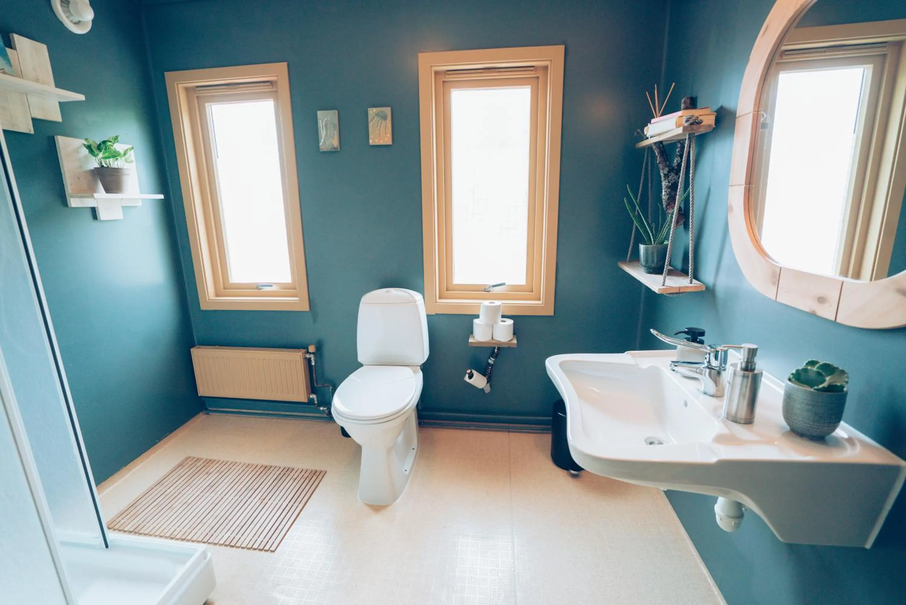 Bathroom in FURU Hostel & Café