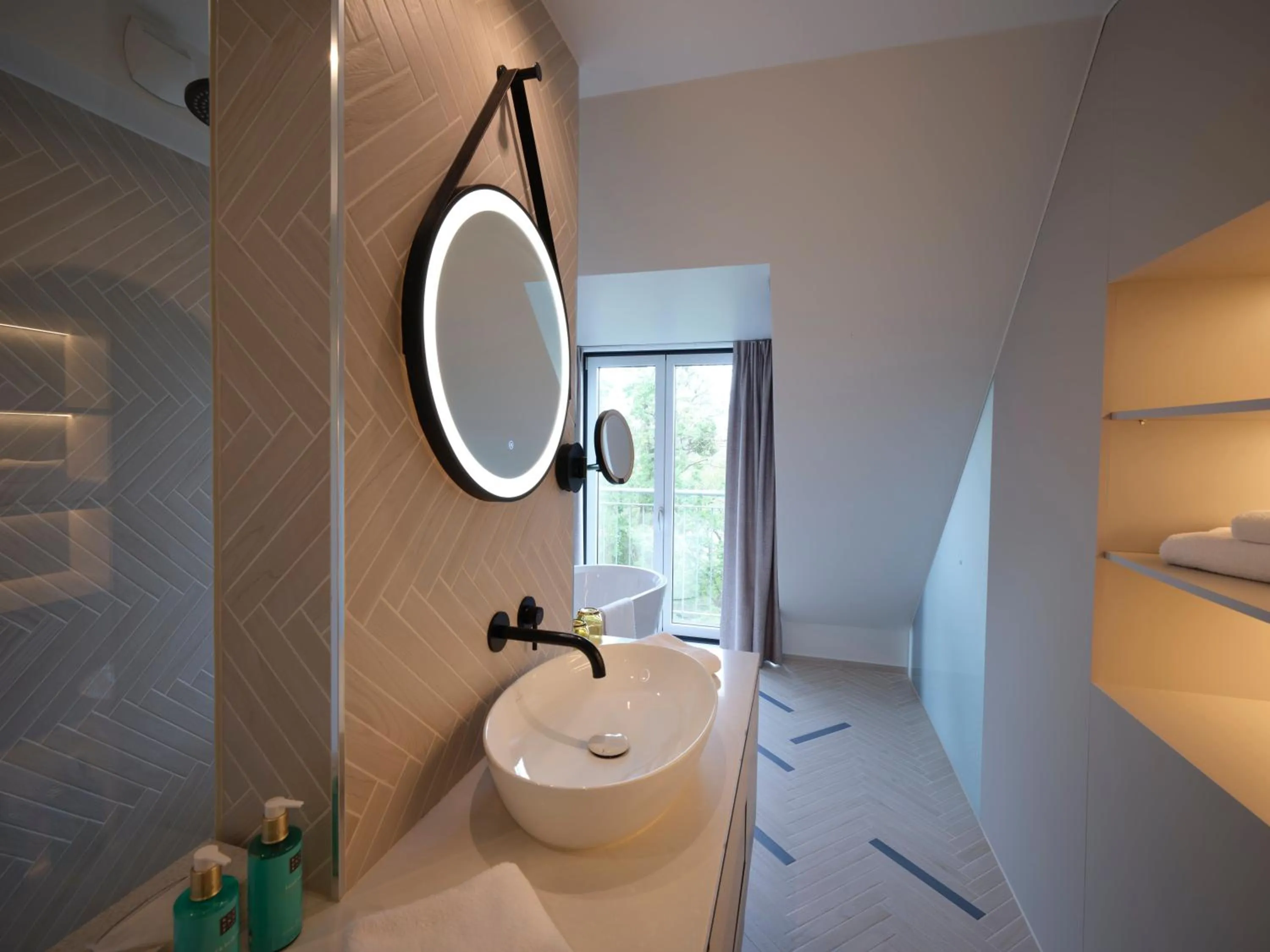 Bathroom in Novotel München City