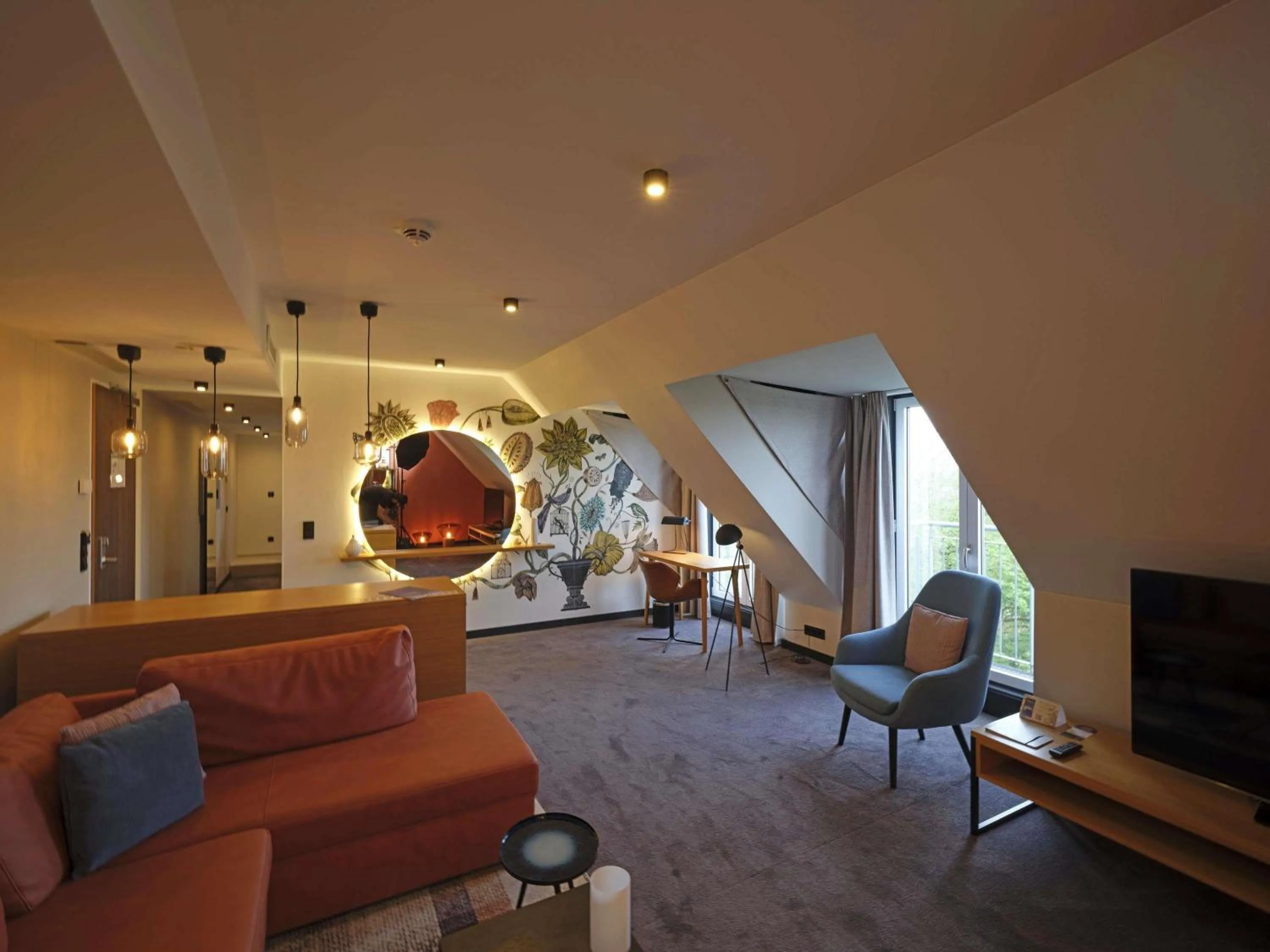 Bedroom in Novotel München City