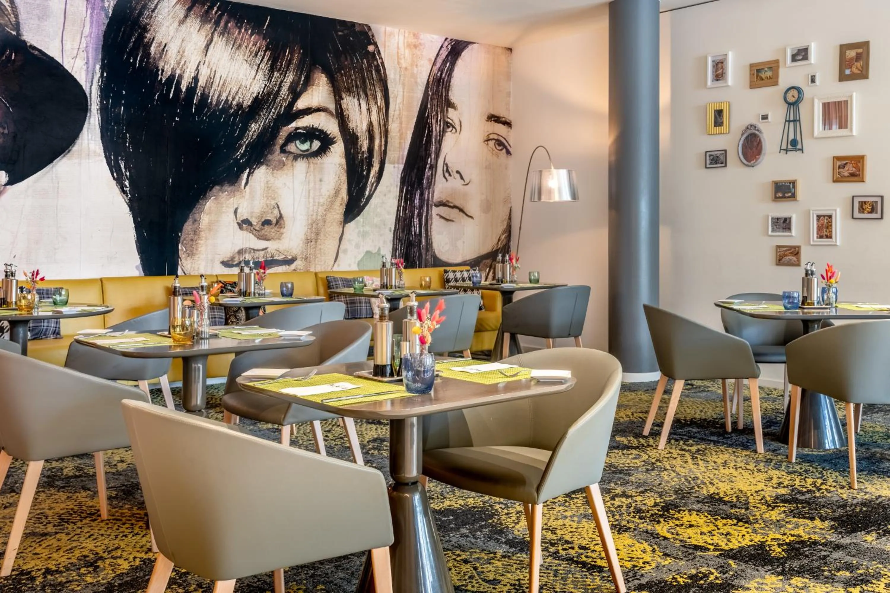 Restaurant/places to eat in Novotel München City