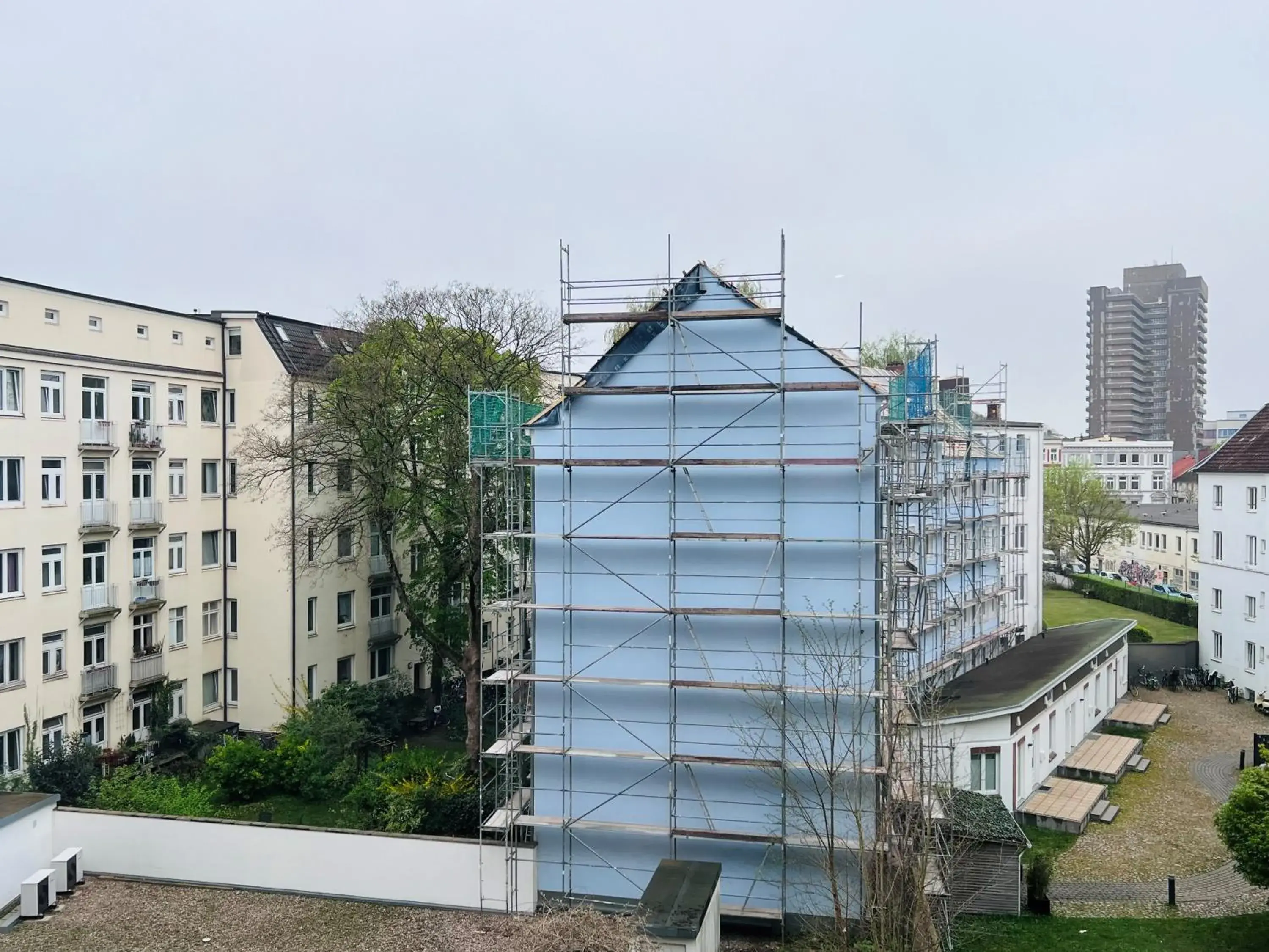 View (from property/room) in Mercure Hotel Hamburg Mitte View (from property/room) in Mercure Hotel Hamburg Mitte