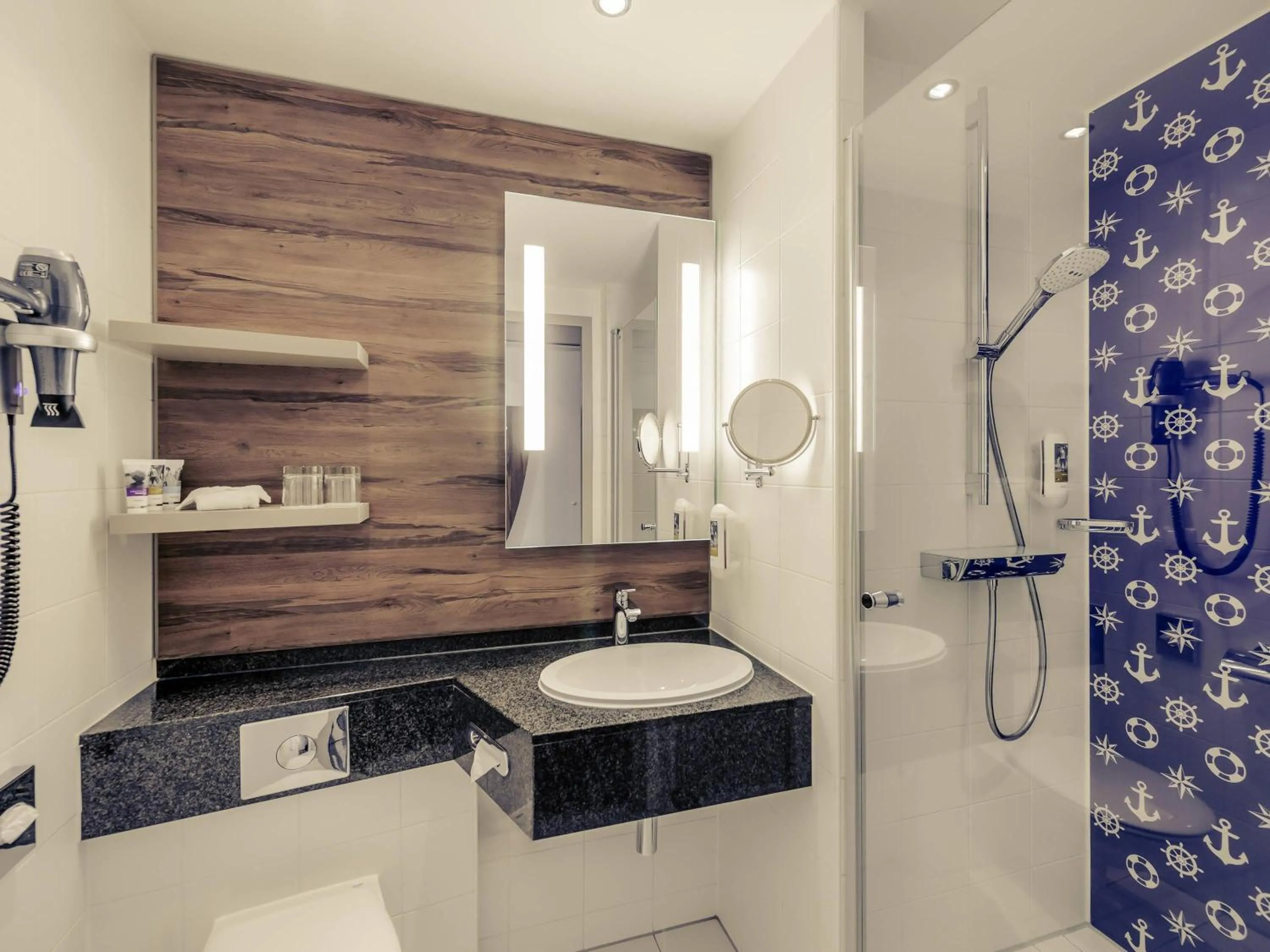 Bedroom in Mercure Hotel Hamburg Mitte