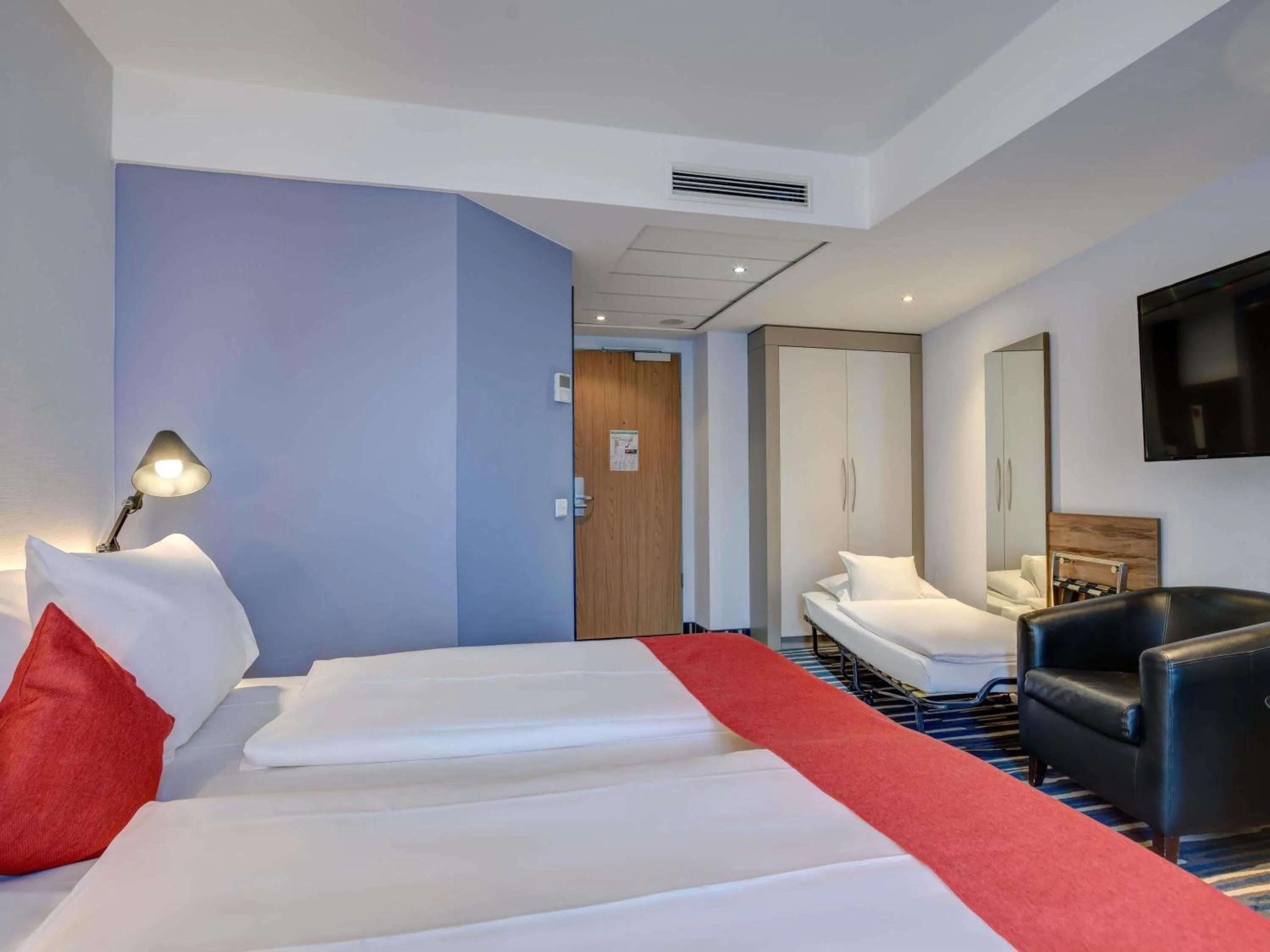 Bedroom, Bed in Mercure Hotel Hamburg Mitte