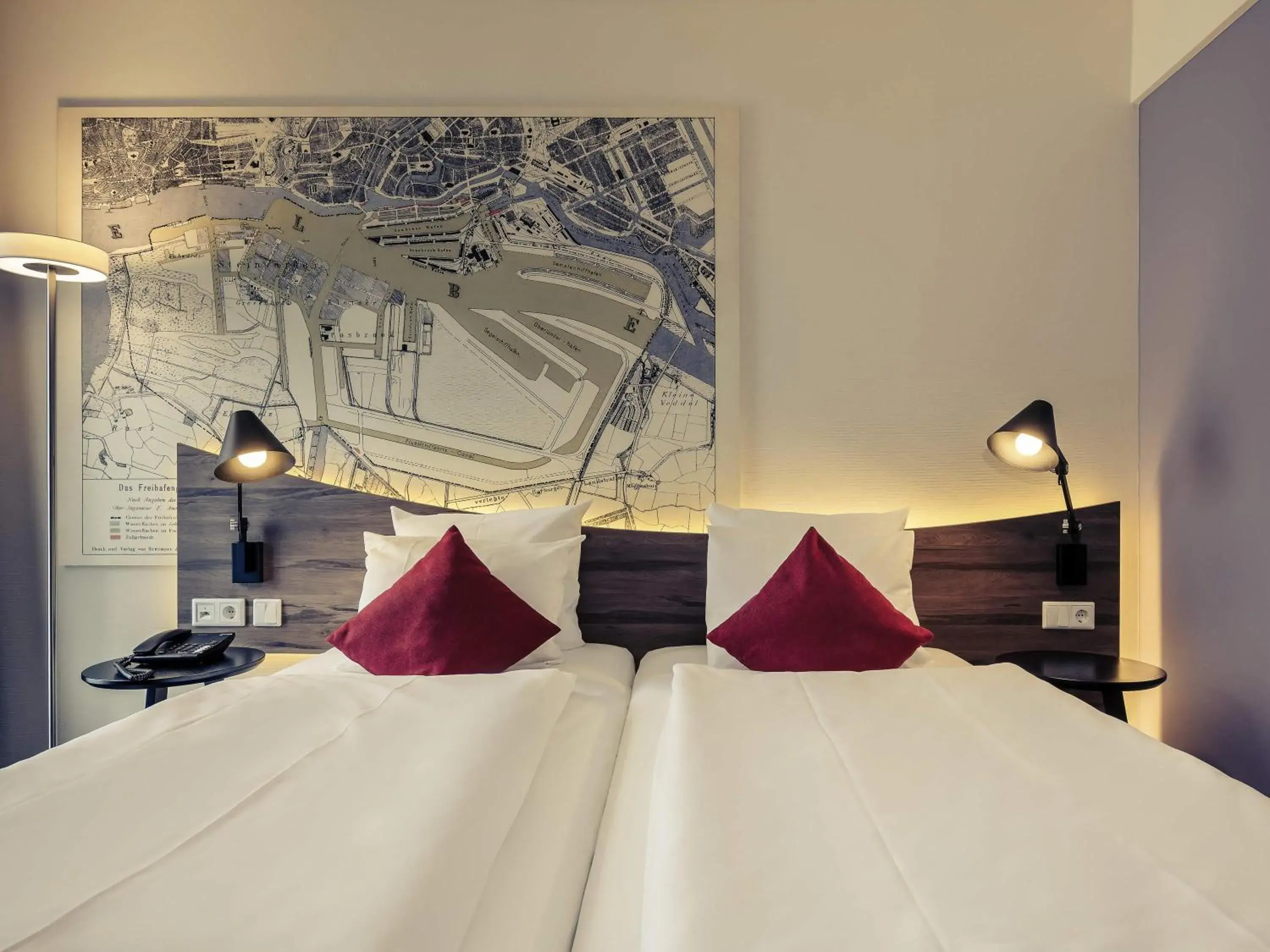 Standard Double Room in Mercure Hotel Hamburg Mitte Standard Double Room in Mercure Hotel Hamburg Mitte