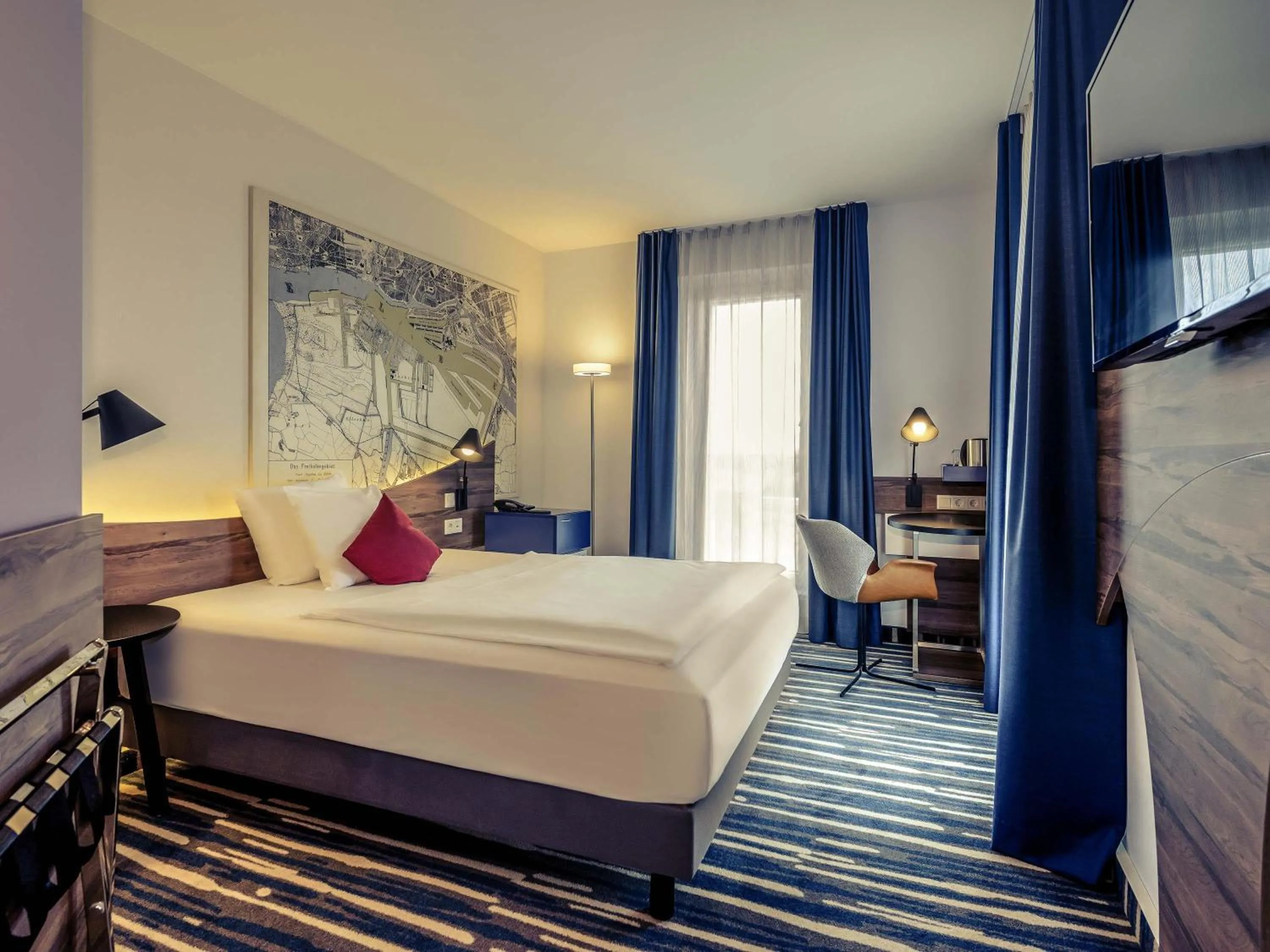 Bedroom, Bed in Mercure Hotel Hamburg Mitte