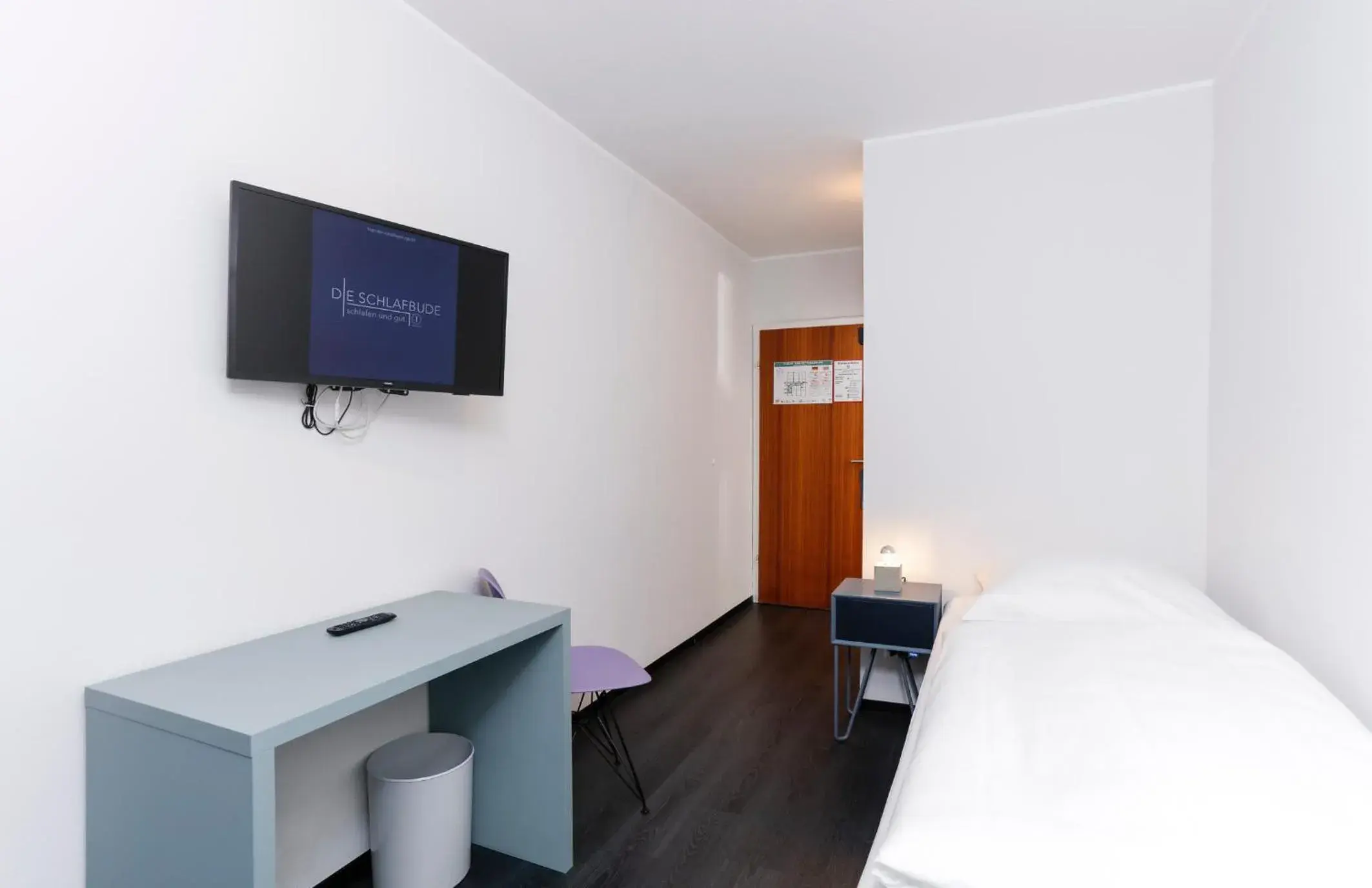 TV and multimedia, Bed in Die Schlafbude TV and multimedia, Bed in Die Schlafbude