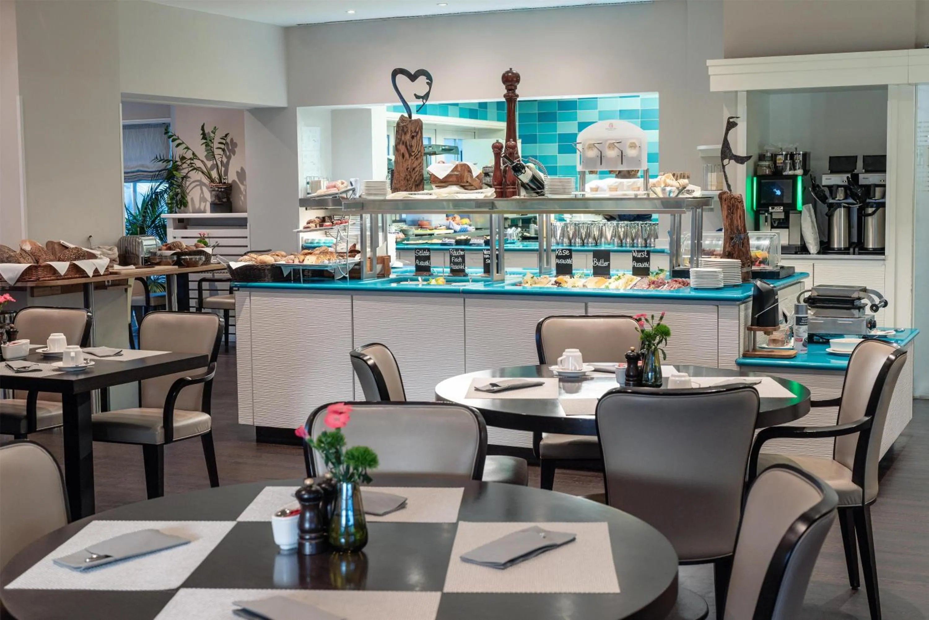 Restaurant/places to eat in Dorint Strandresort & Spa Westerland/Sylt