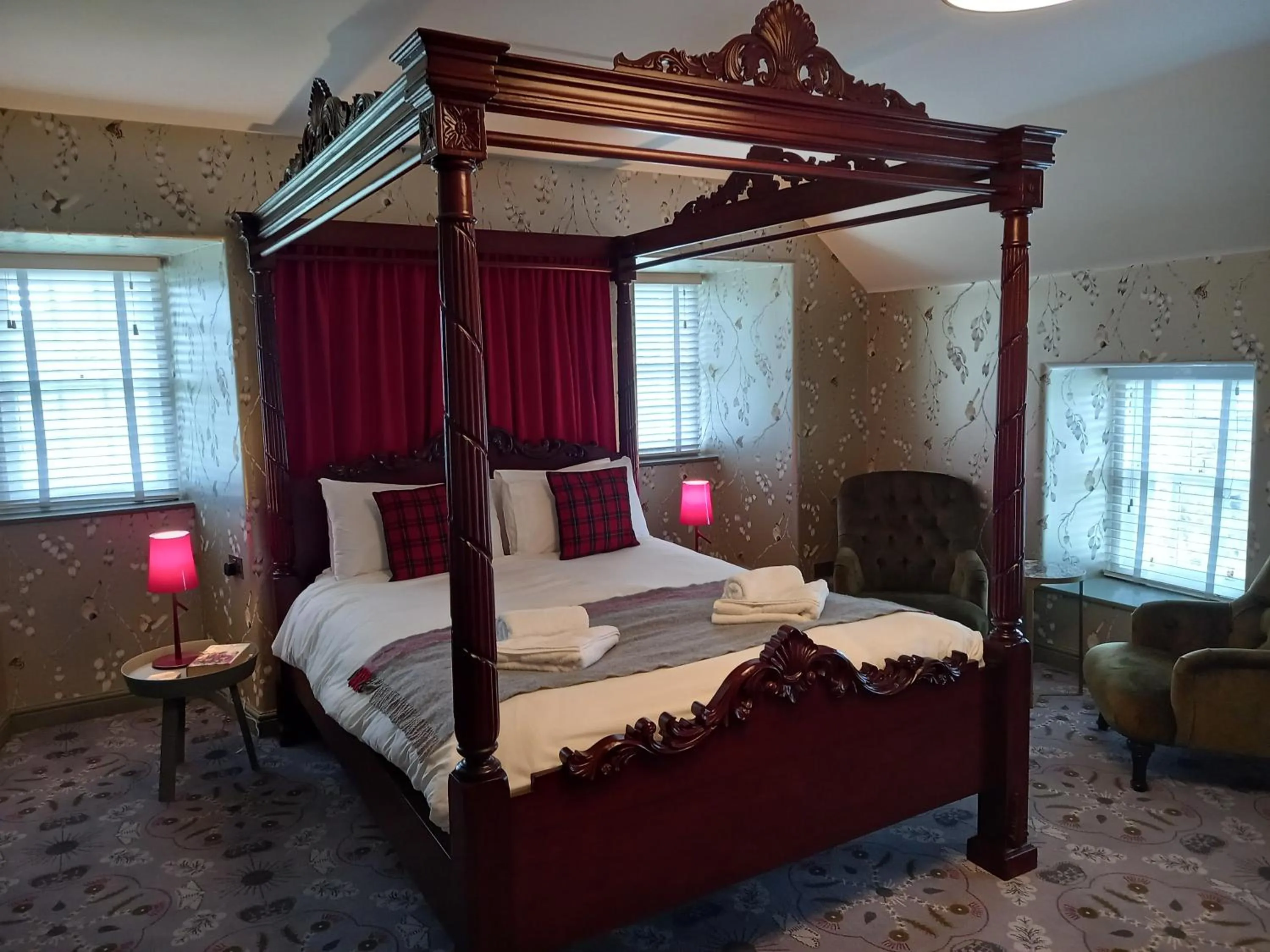 Bedroom, Bed in Monkstadt 1745 Restaurant with Rooms