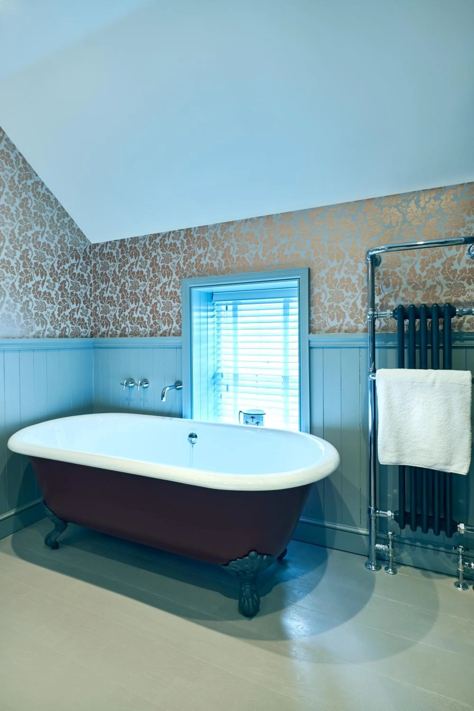 Bathroom in Monkstadt 1745 Restaurant with Rooms