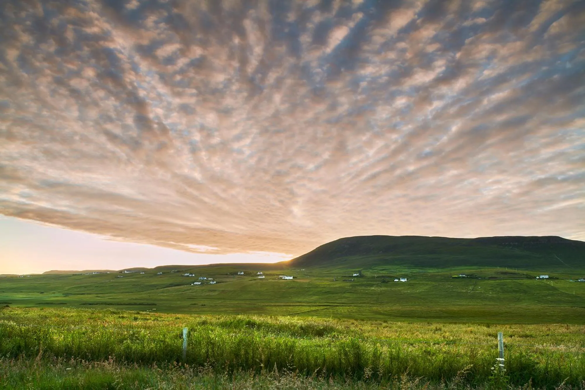 Property building in Monkstadt 1745 Restaurant with Rooms