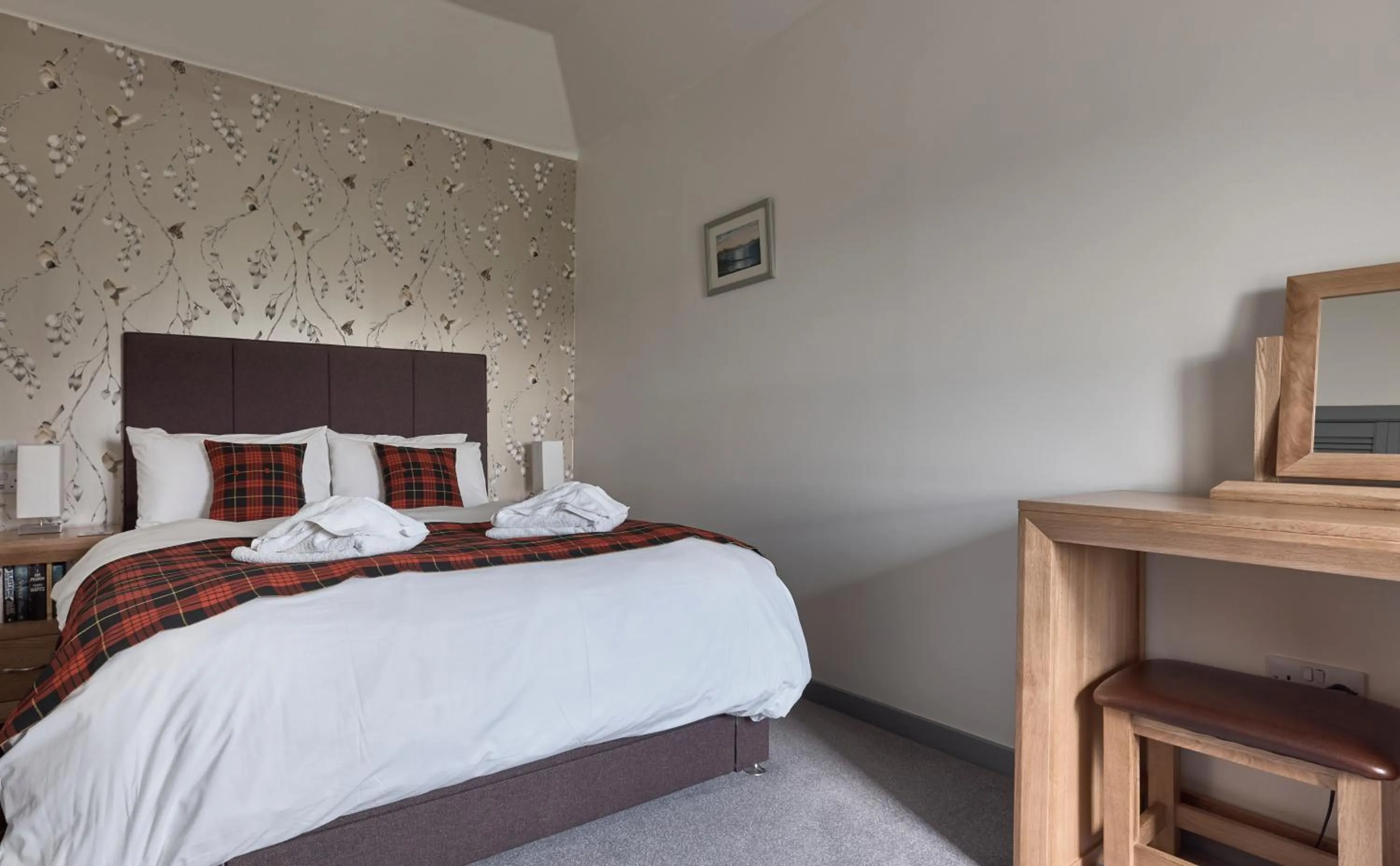 Bed in Monkstadt 1745 Restaurant with Rooms