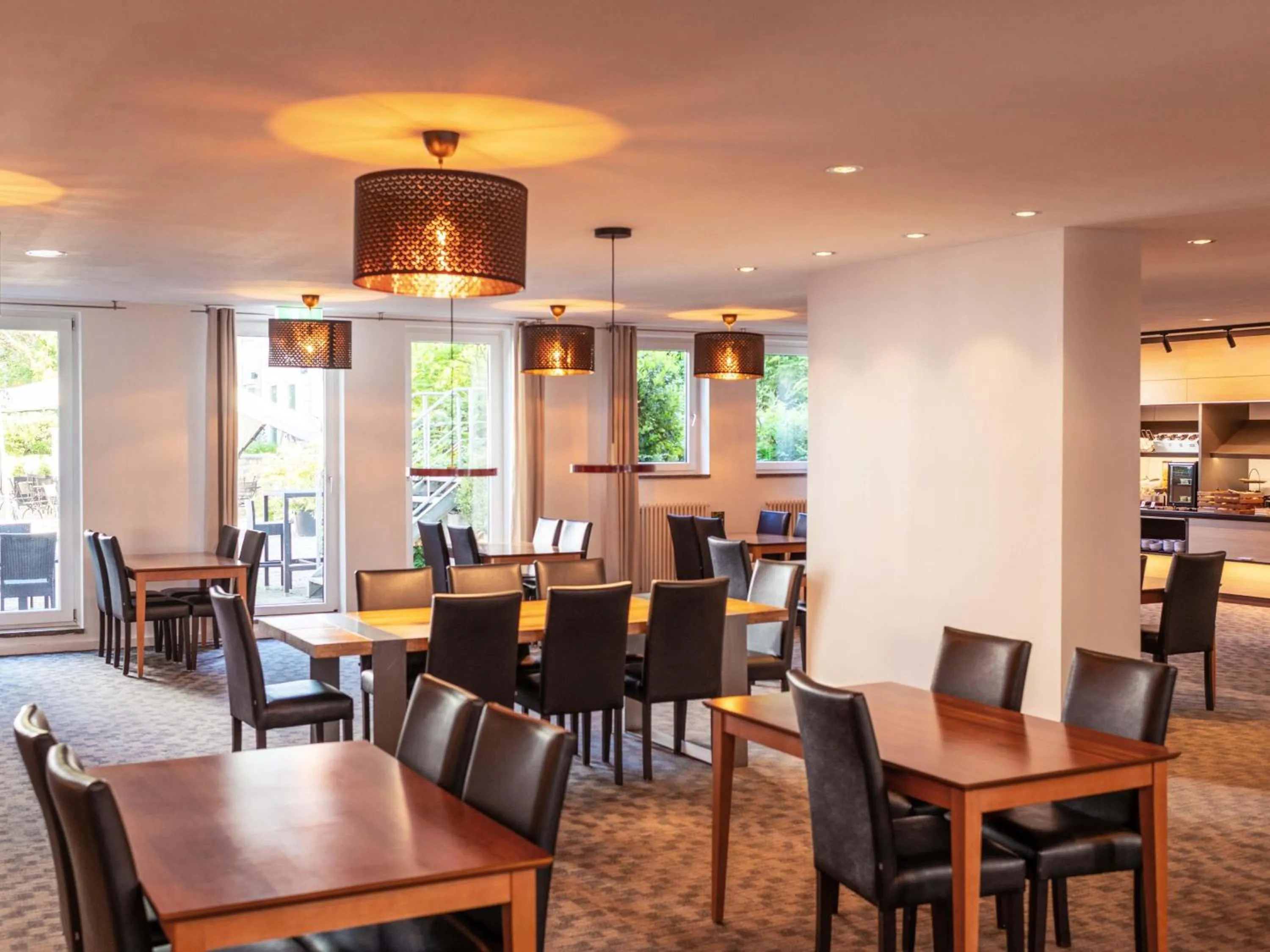 Lounge or bar in B&B HOTEL Eschweiler