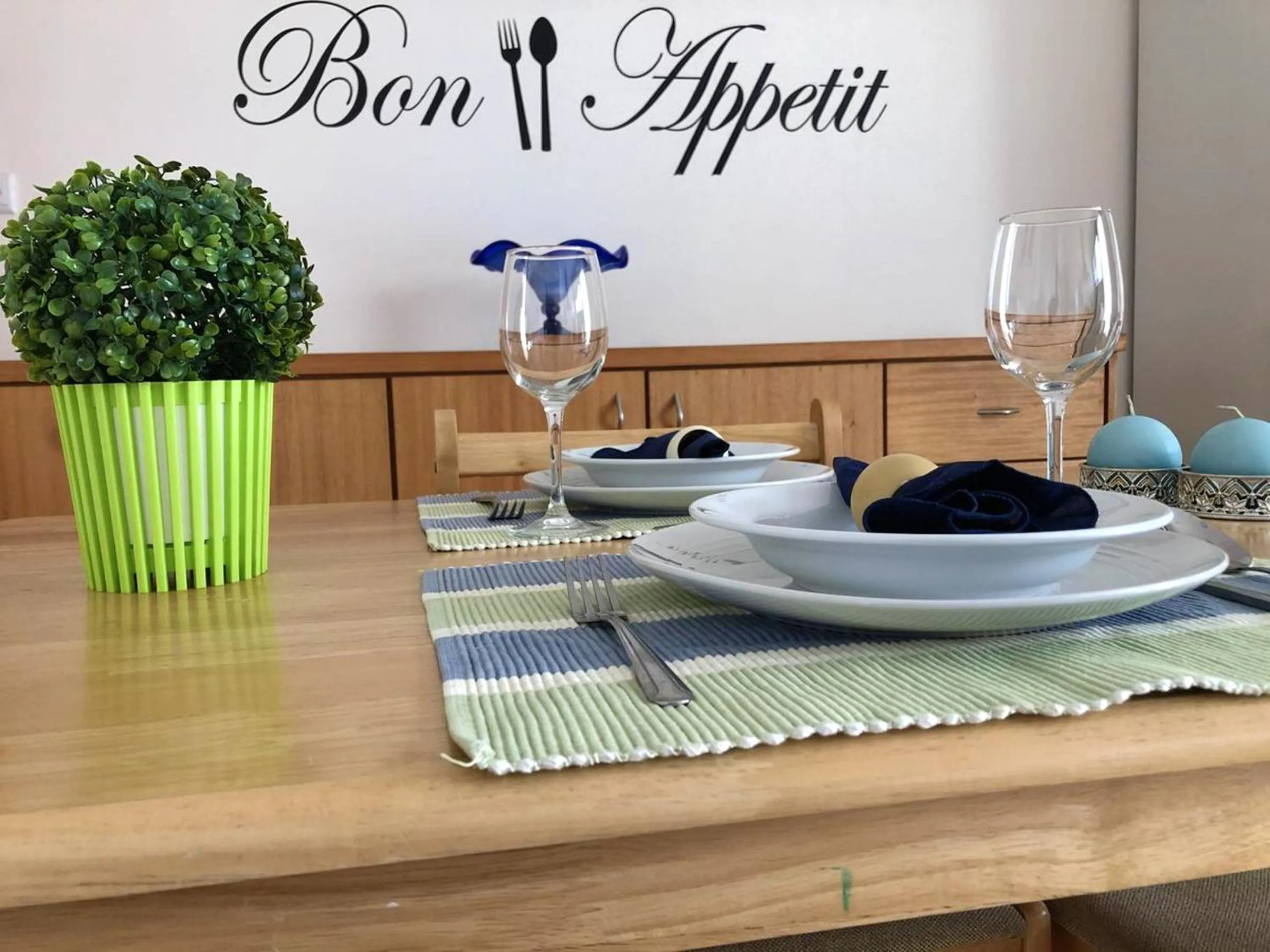 Kitchen or kitchenette in Comfortable House in Ribeira Grande, Pleasant Garden
