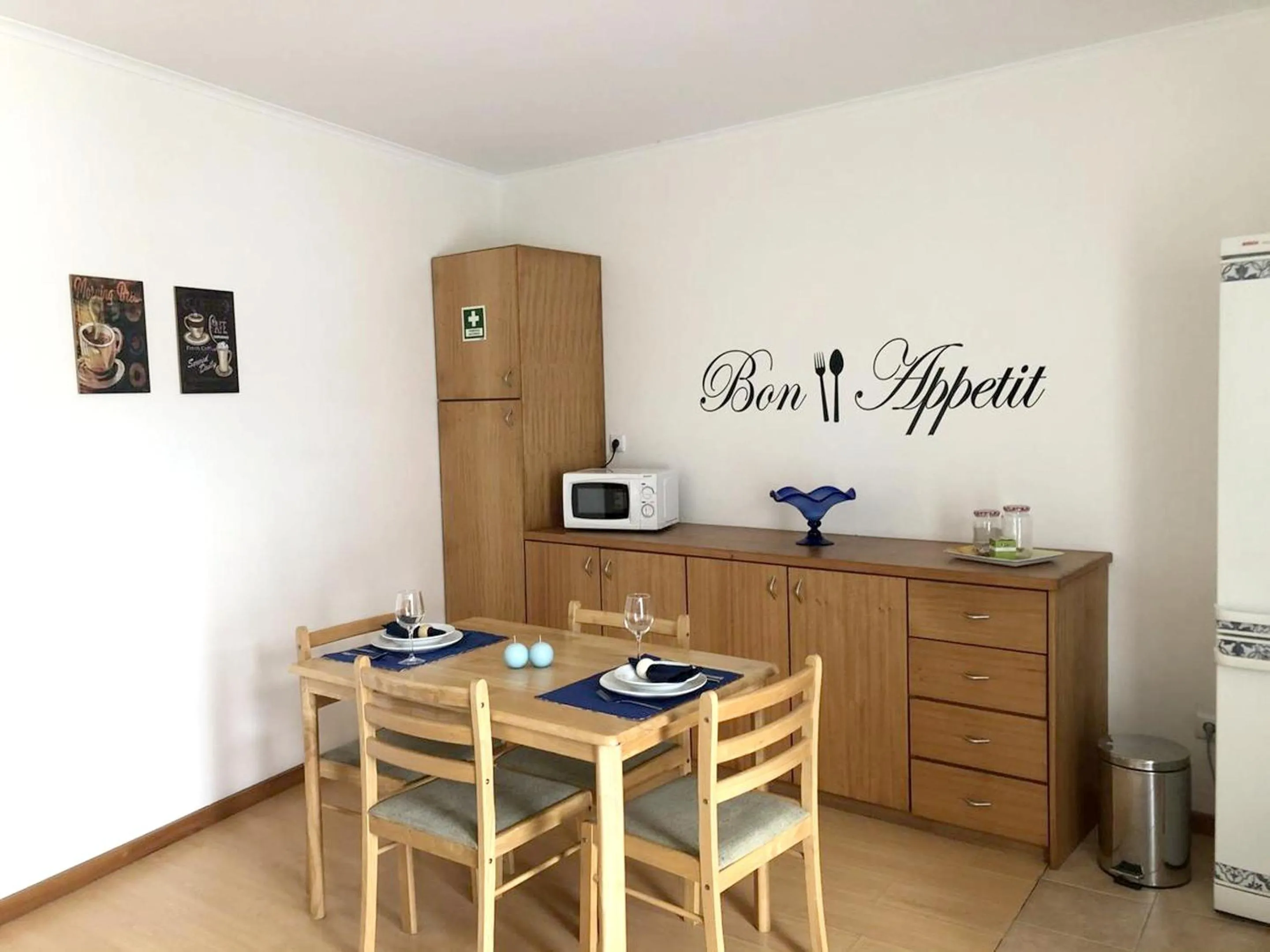 Dining area in Comfortable House in Ribeira Grande, Pleasant Garden