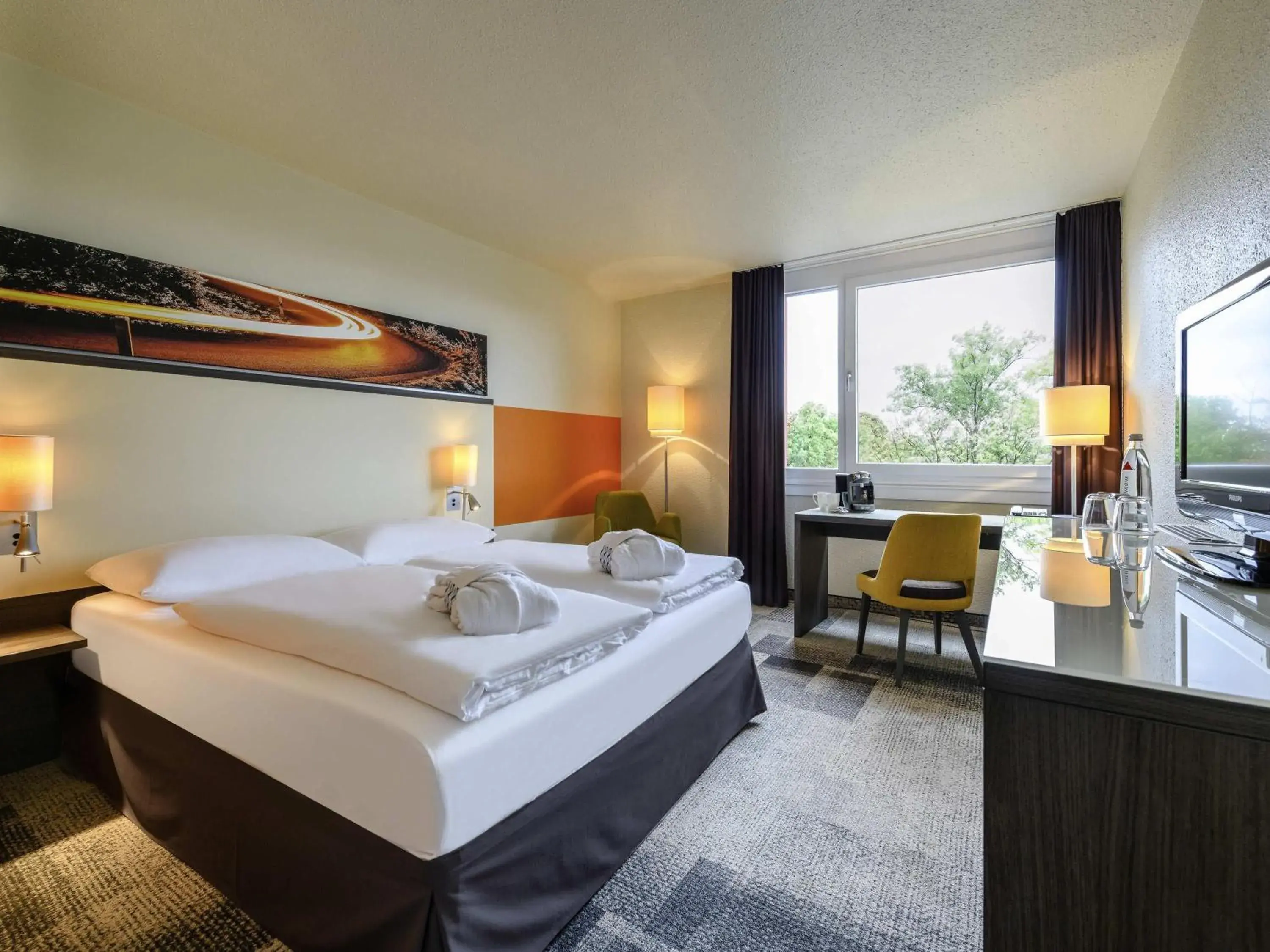 Bedroom, Bed in Mercure Hotel Köln West Bedroom, Bed in Mercure Hotel Köln West