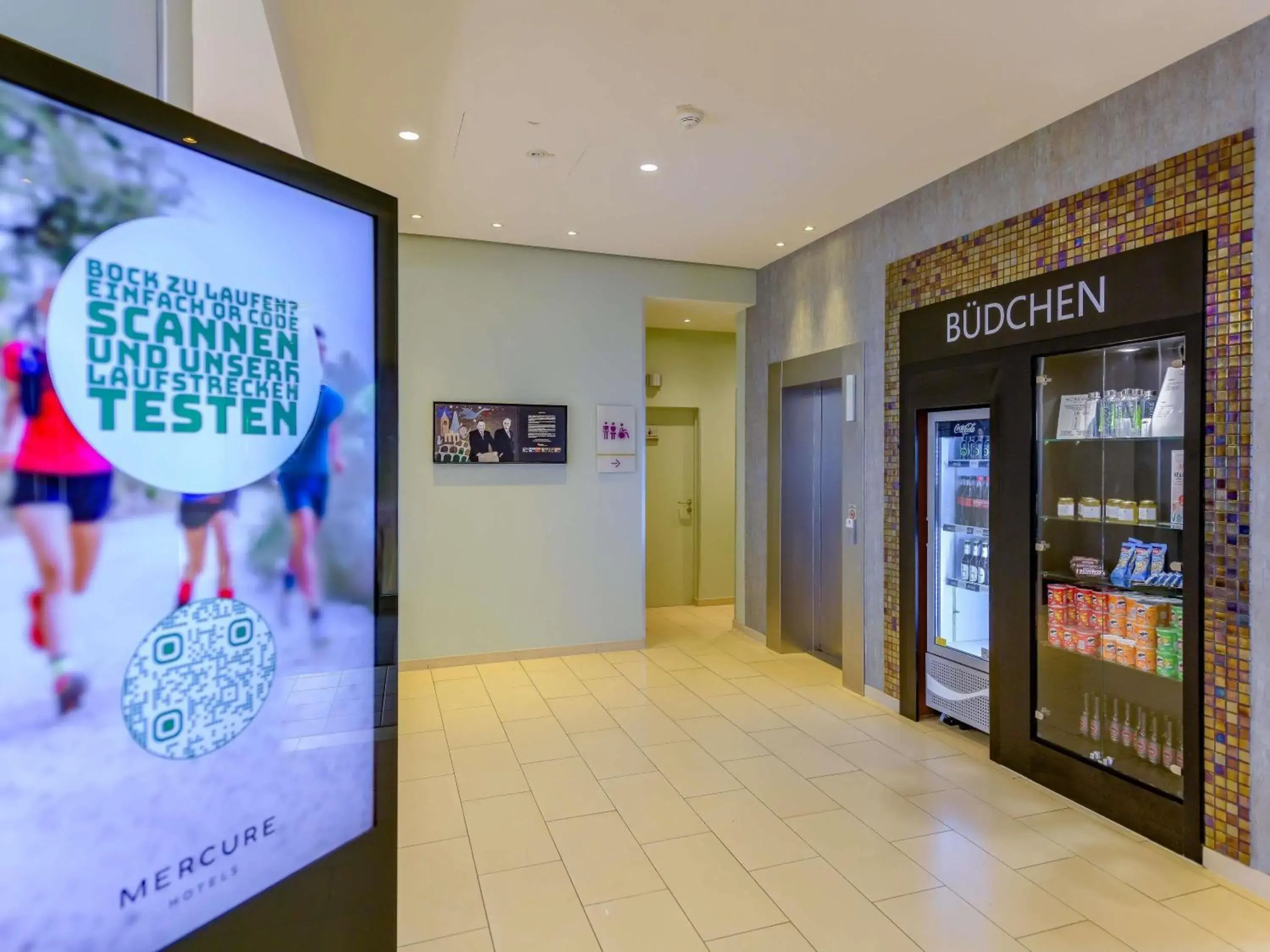 Property building in Mercure Hotel Köln West Property building in Mercure Hotel Köln West