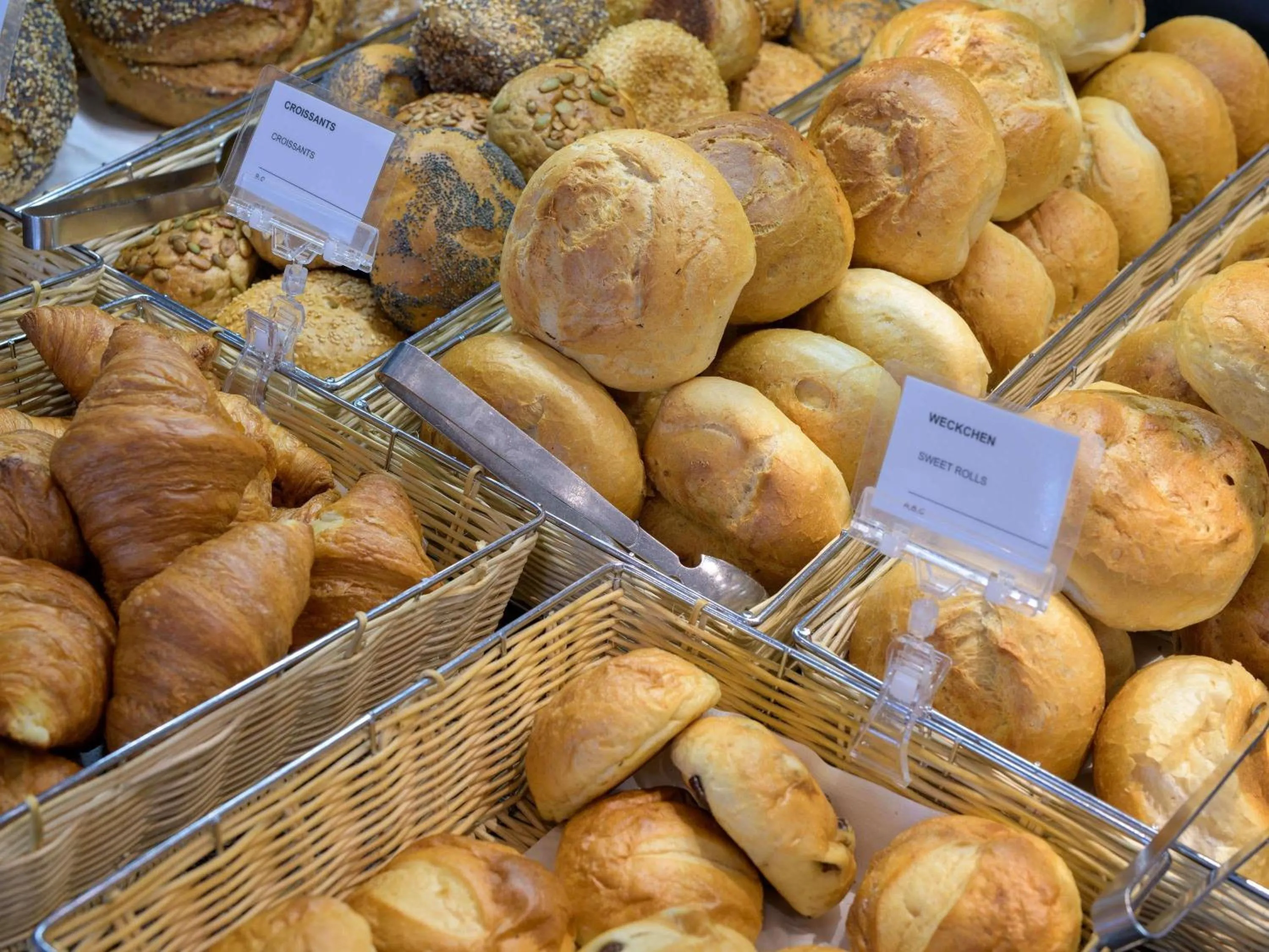 Breakfast in Mercure Hotel Köln West