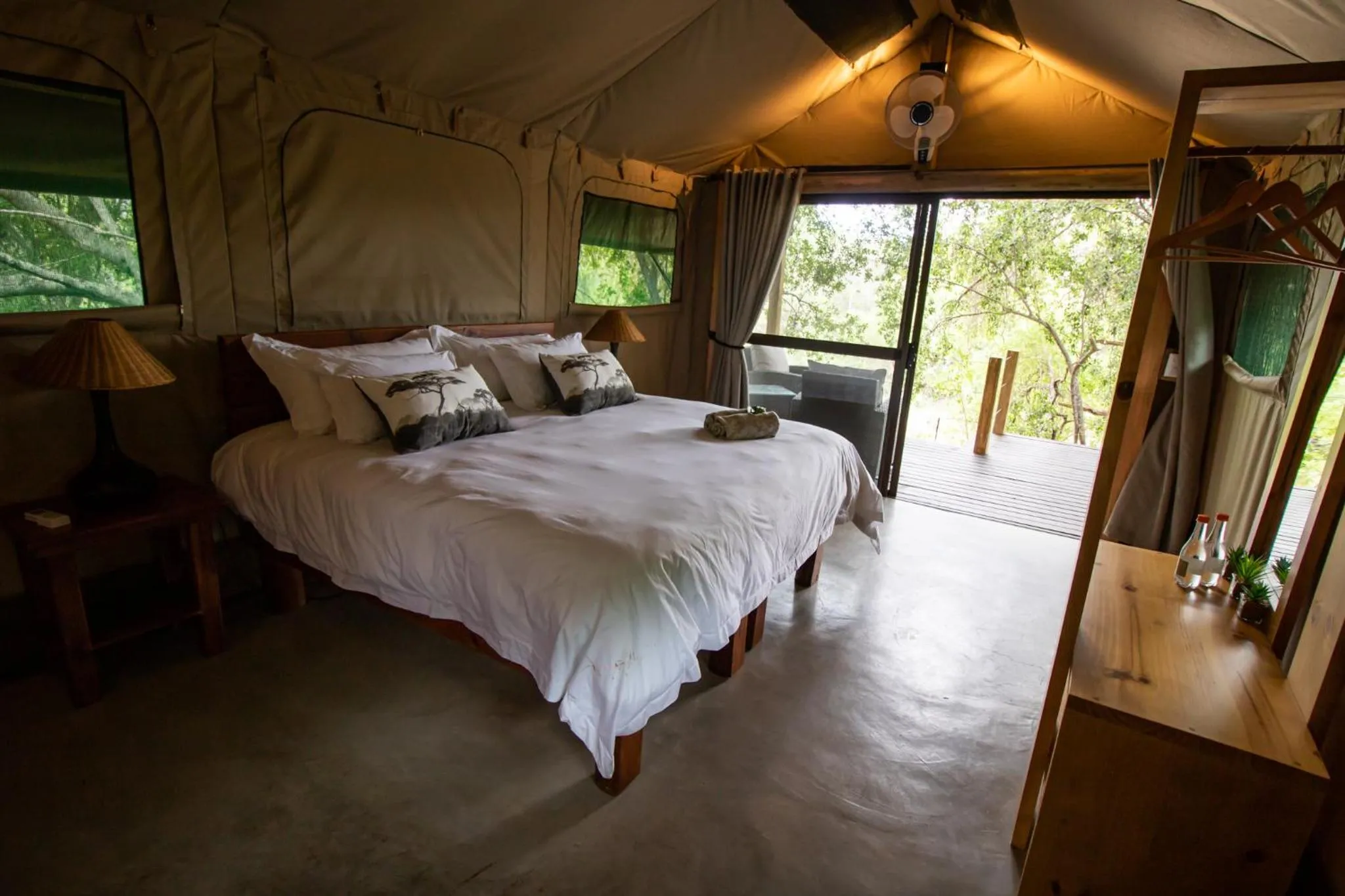 Bedroom, Bed in Little Africa Safari Lodge