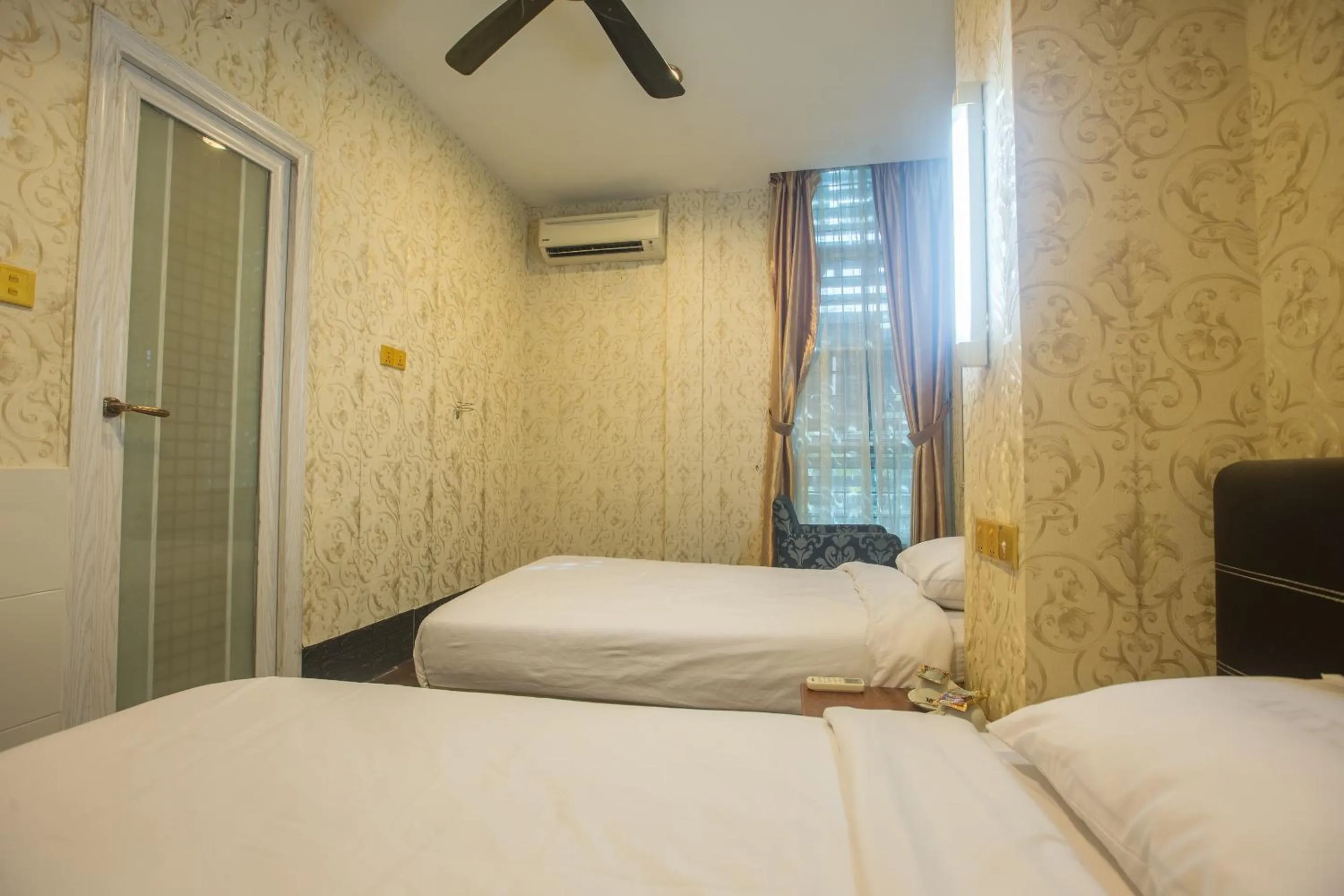 Bedroom, Bed in Hotel O Rebecca's Homes