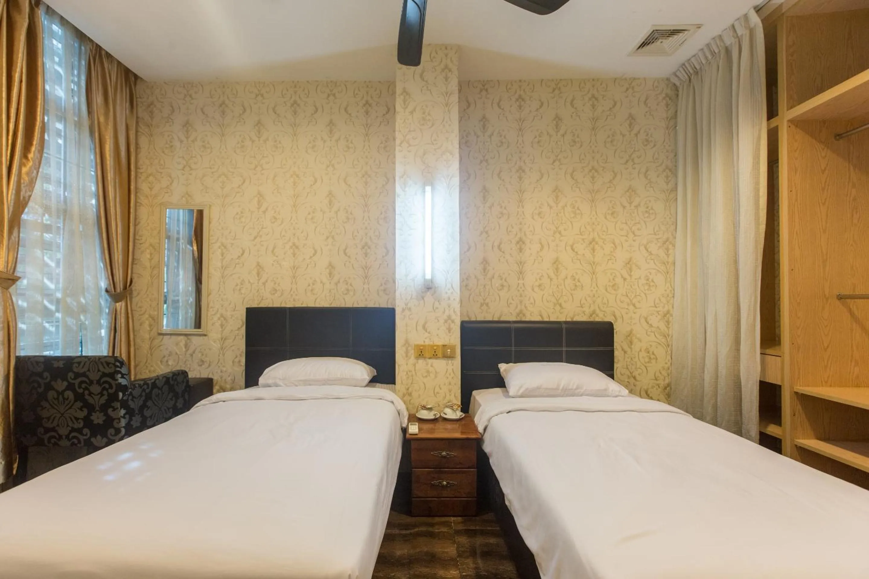 Bedroom, Bed in Hotel O Rebecca's Homes