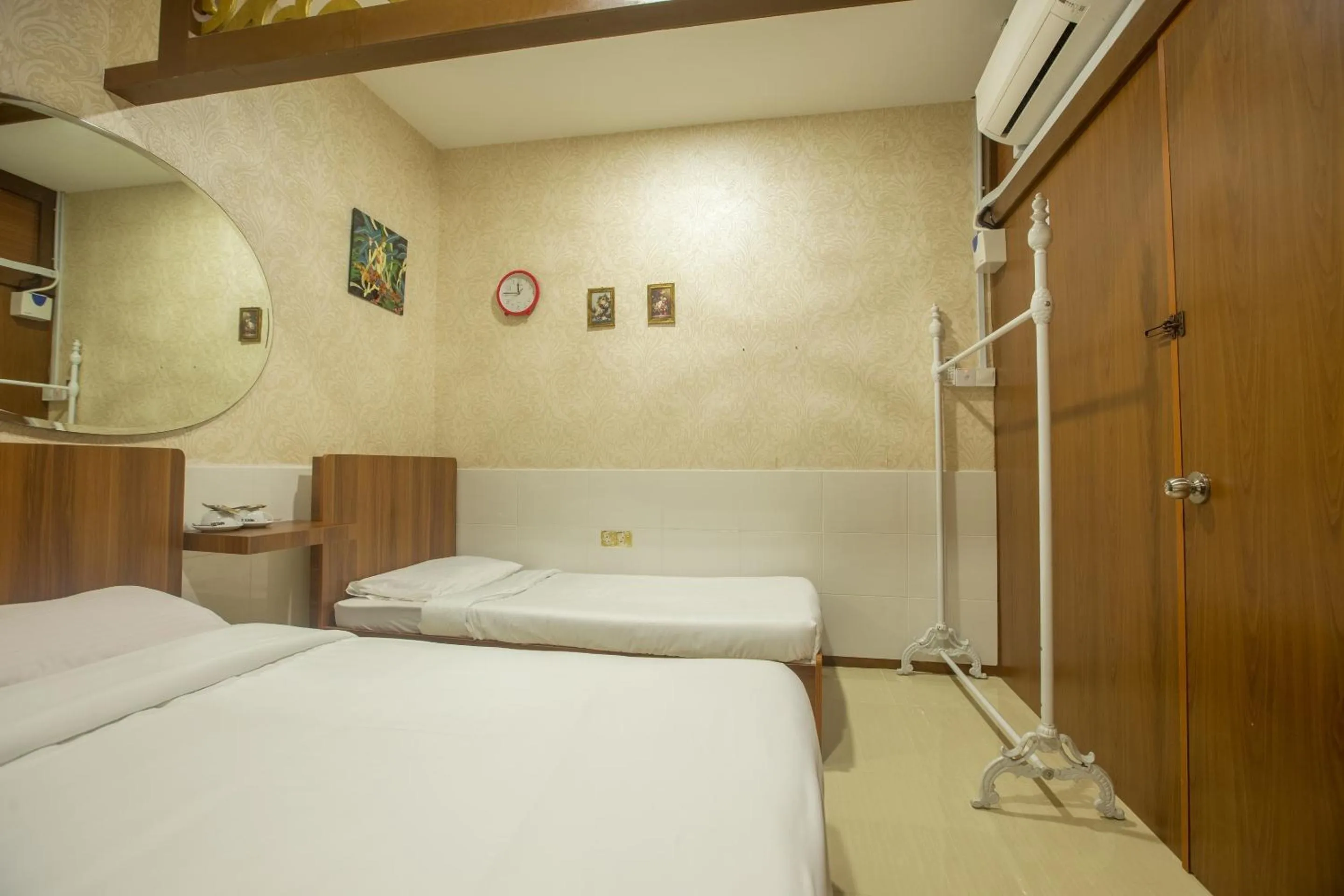 Bedroom, Bed in Hotel O Rebecca's Homes