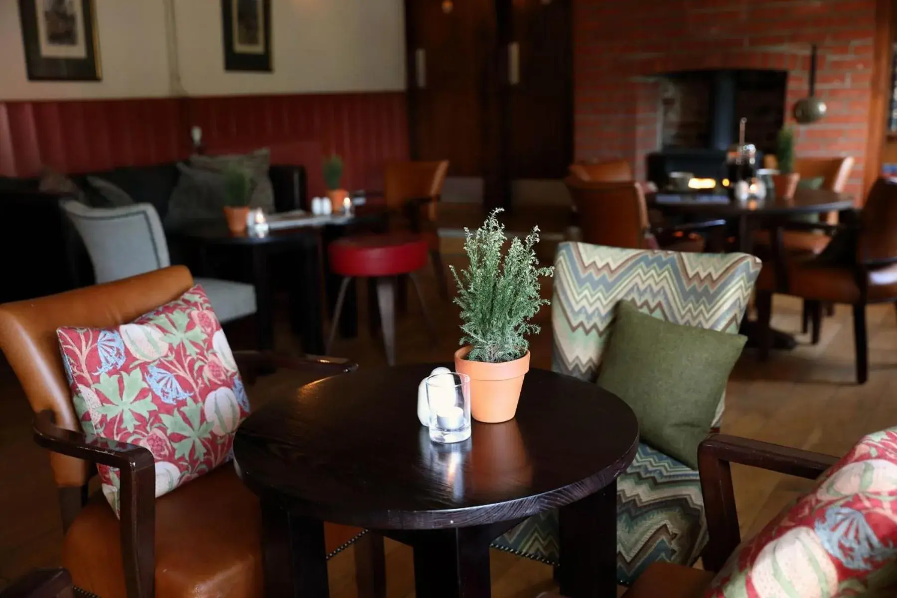 Lounge or bar in The Rising Sun Lounge or bar in The Rising Sun