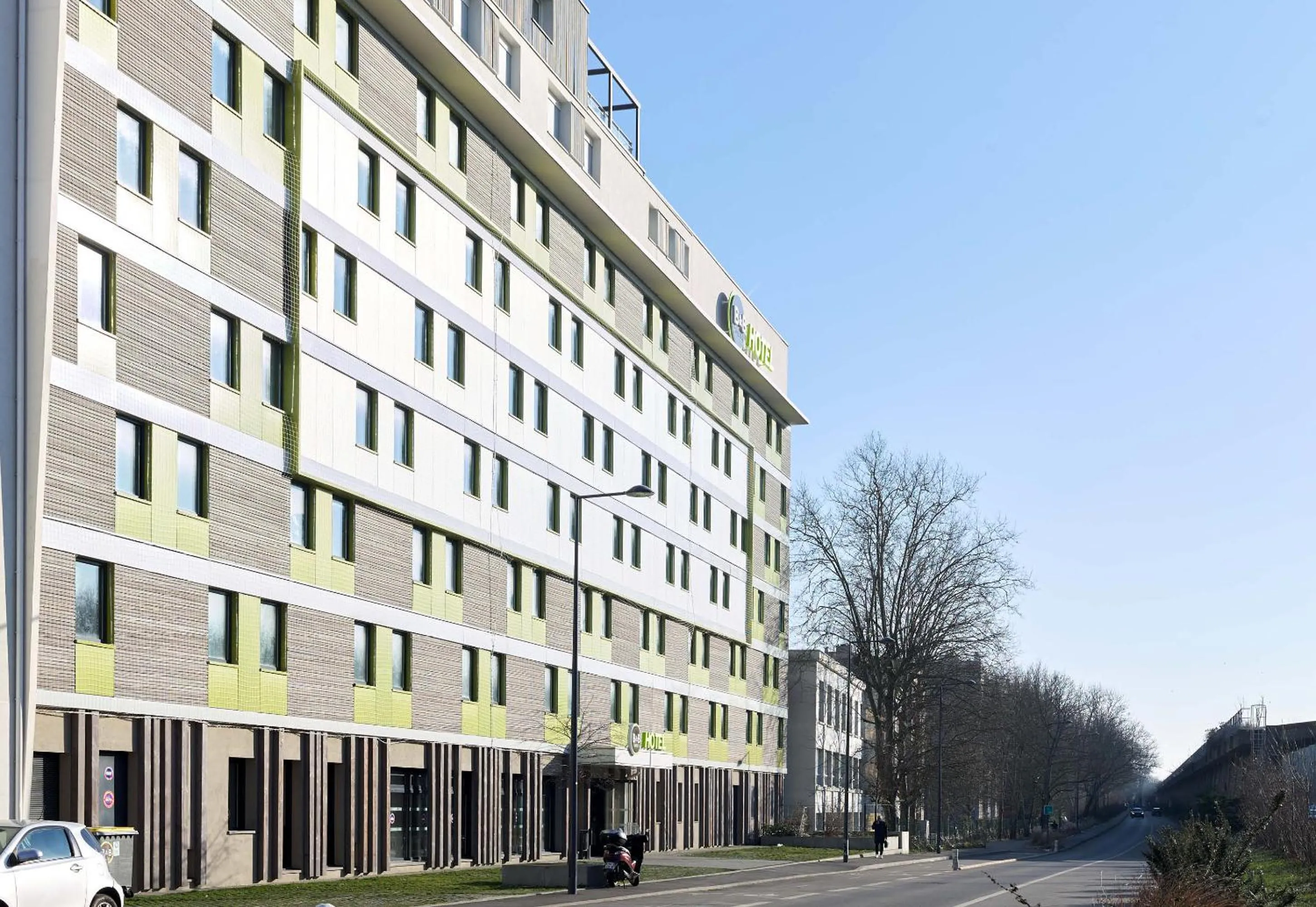 Property building in B&B HOTEL Paris Meudon Vélizy