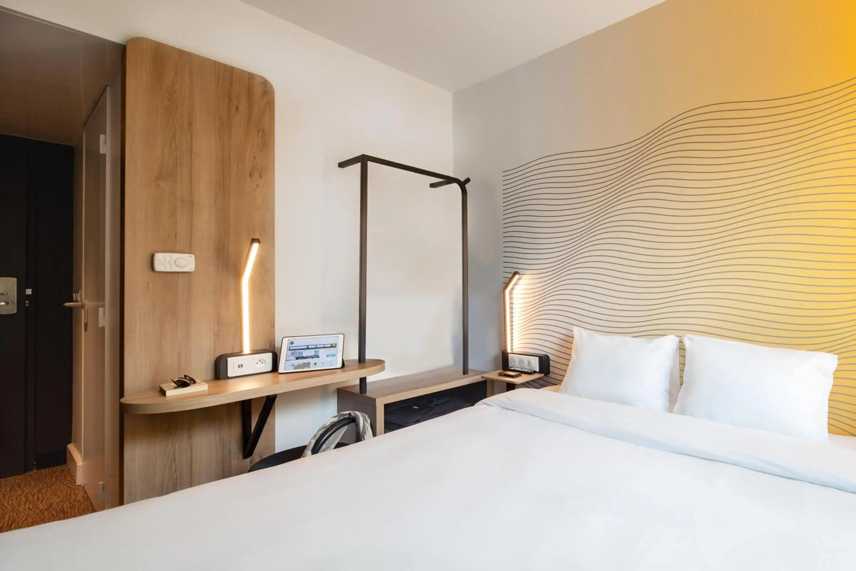 Double Room in B&B HOTEL Paris Meudon Vélizy Double Room in B&B HOTEL Paris Meudon Vélizy