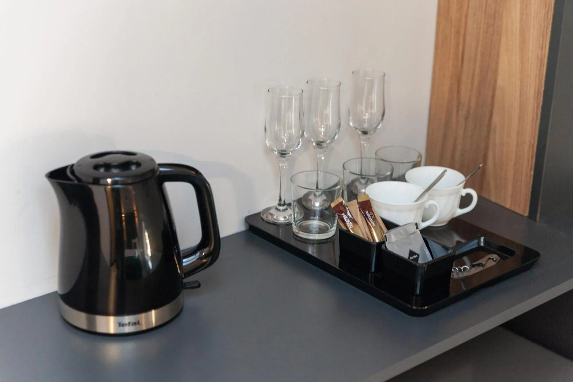 AUSTRIAN APART HOTEL