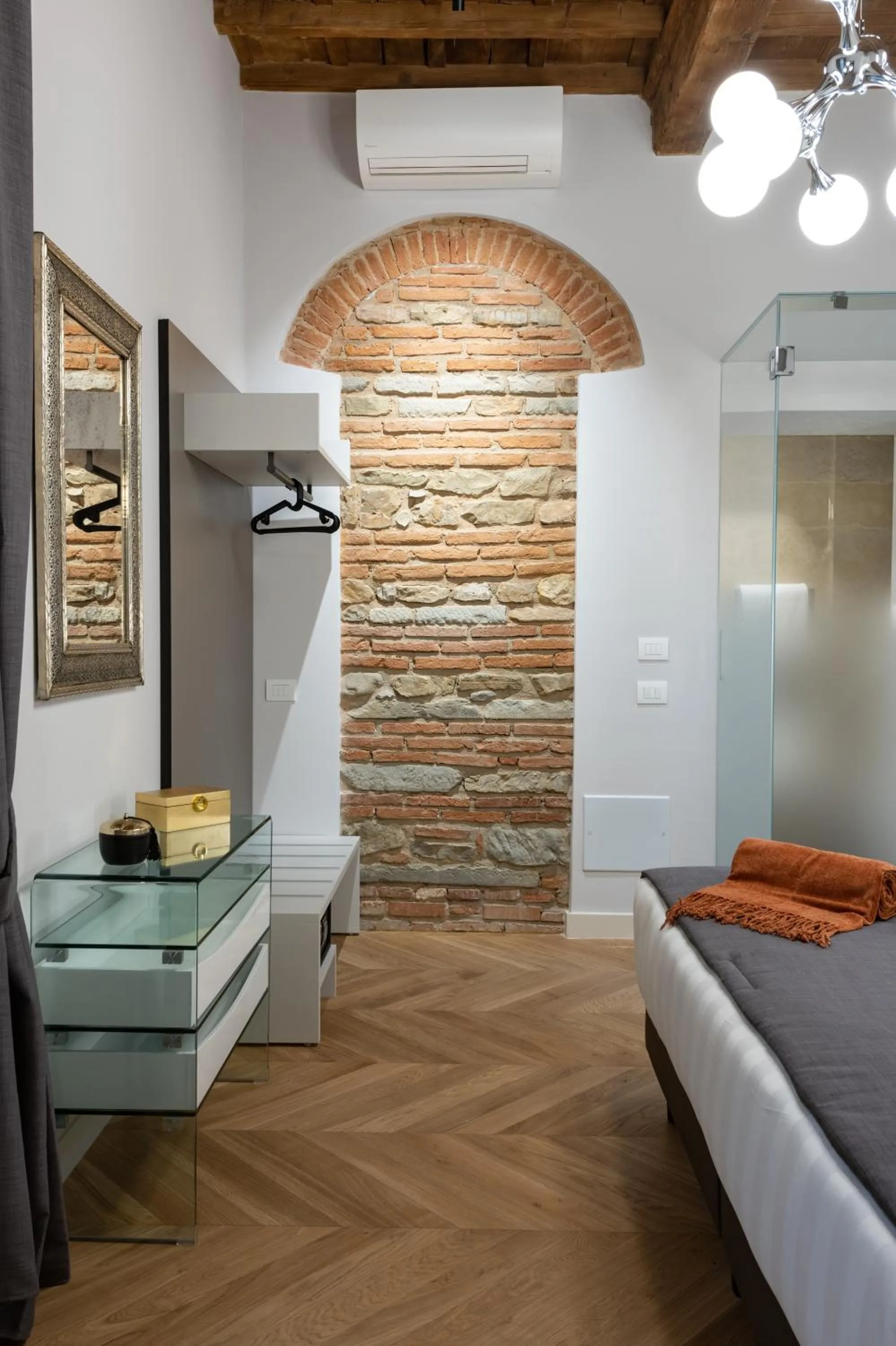 Decorative detail in Kairos by Florence Art Apartments