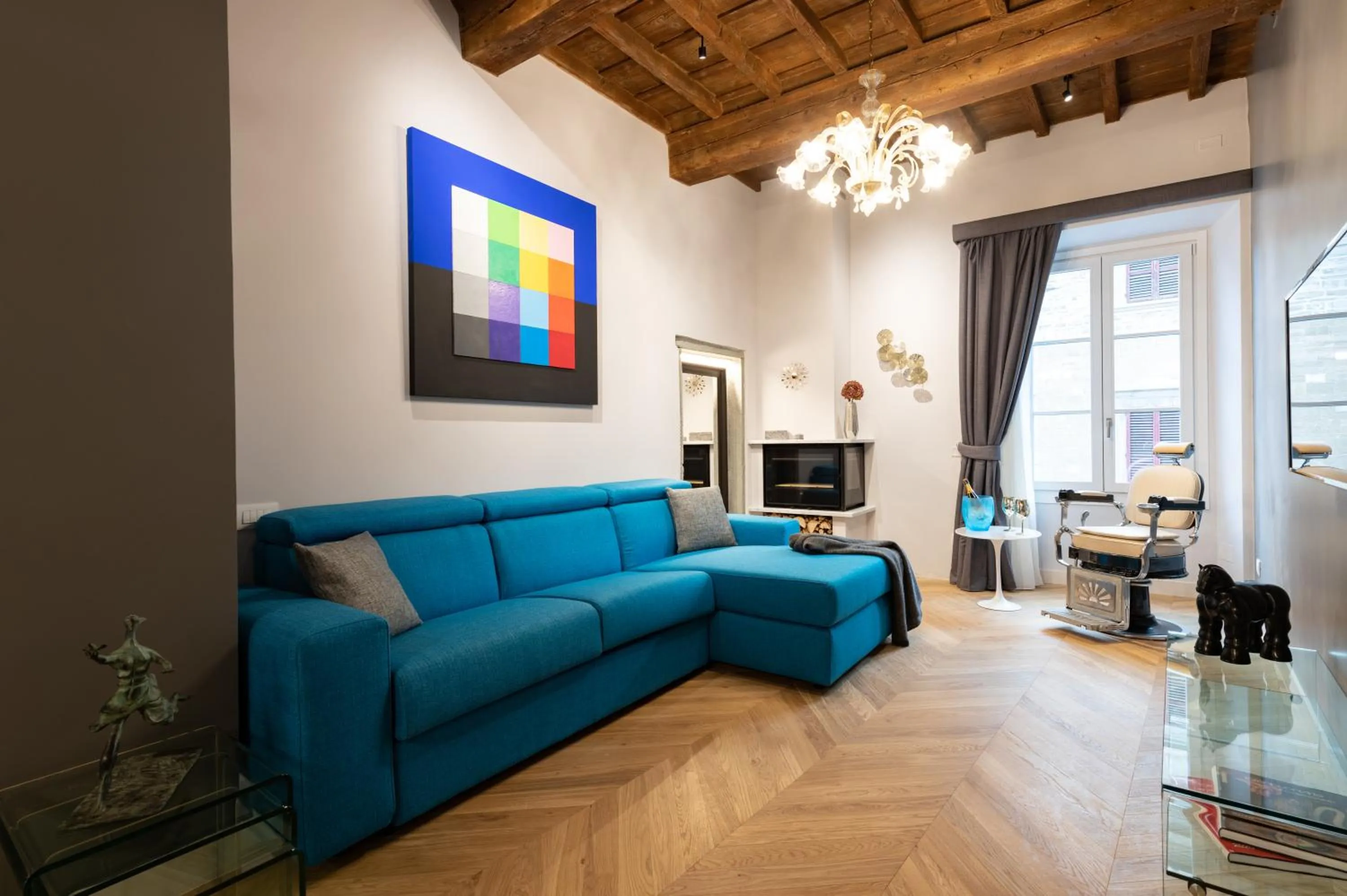 Living room in Kairos by Florence Art Apartments