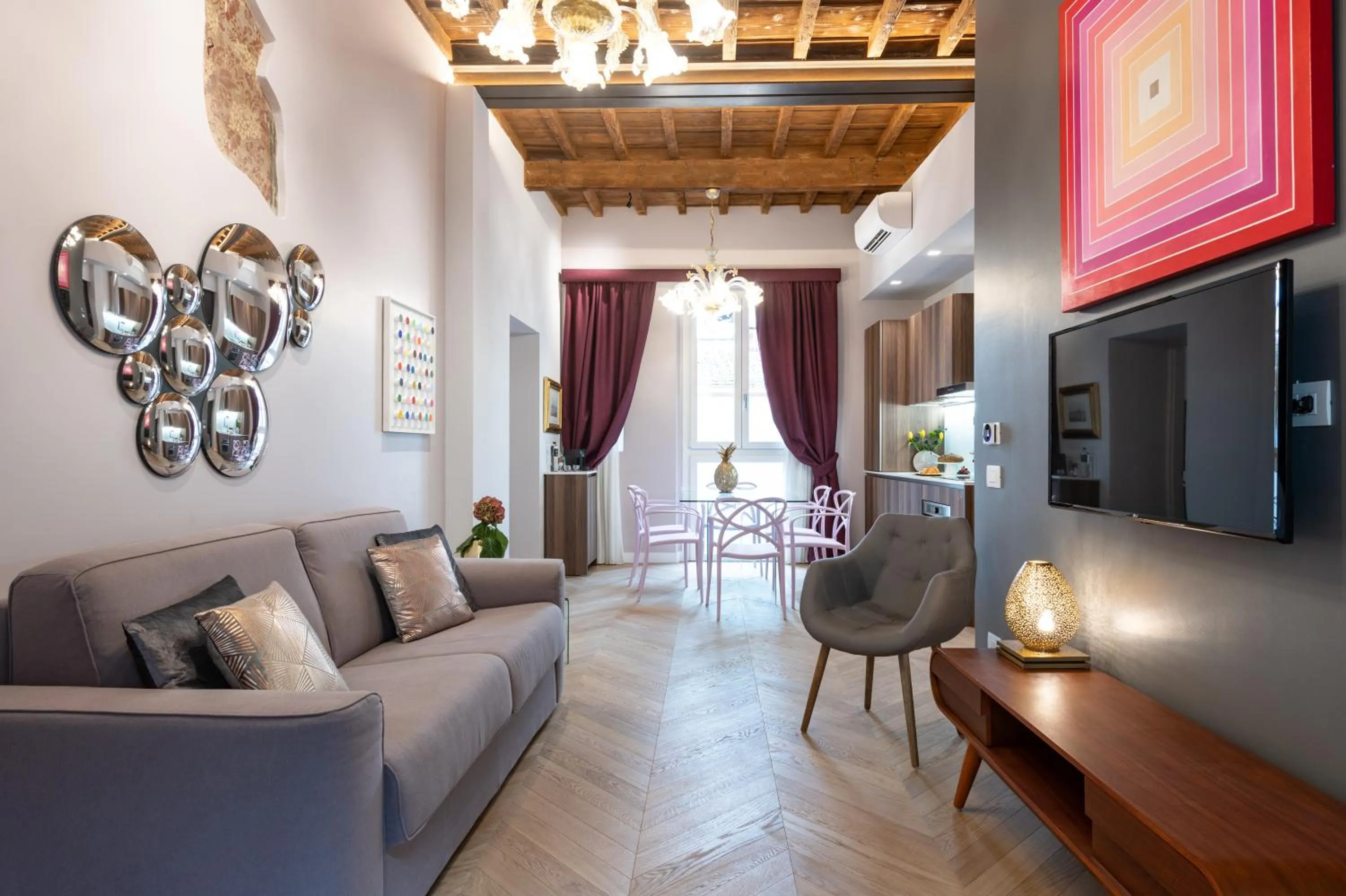 Living room in Kairos by Florence Art Apartments